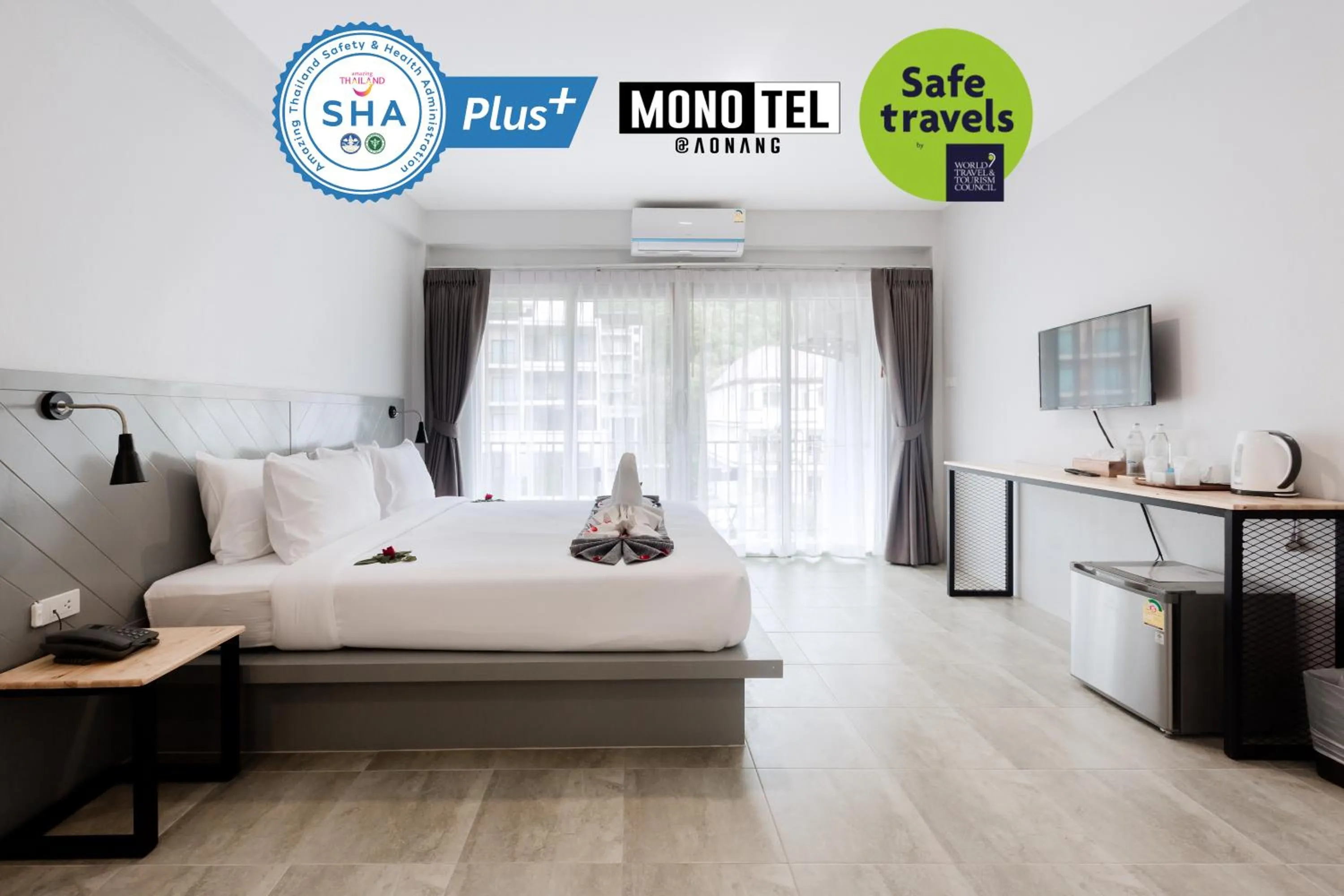 Bed in Monotel Aonang