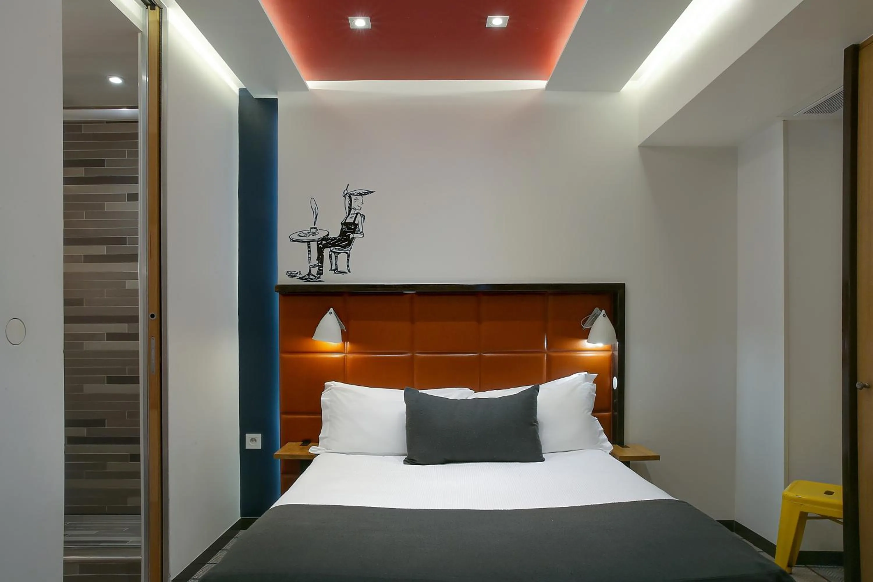 Photo of the whole room, Bed in Hotel Aulivia Opéra