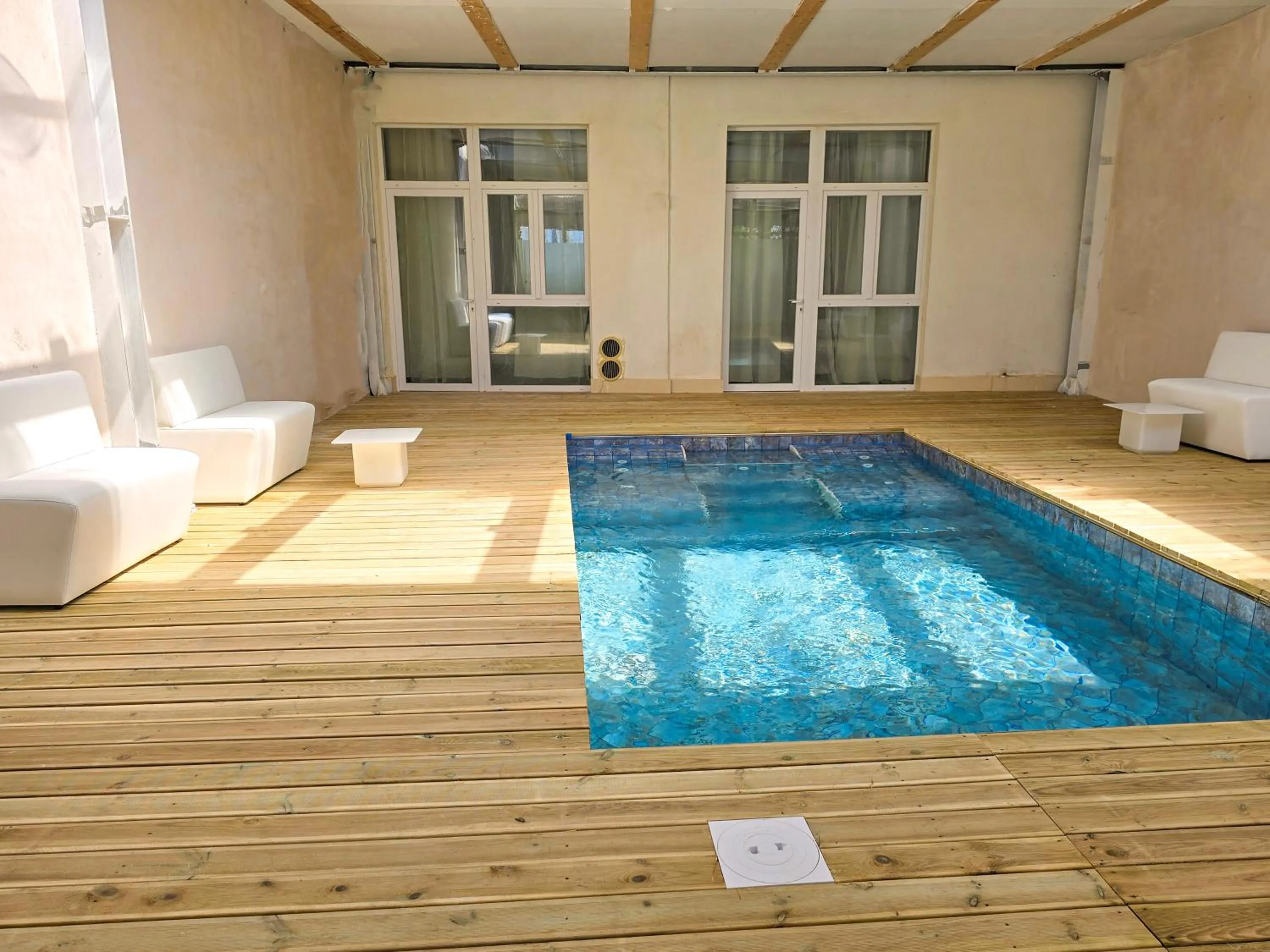 Pool view in Hotel Artemide Mare