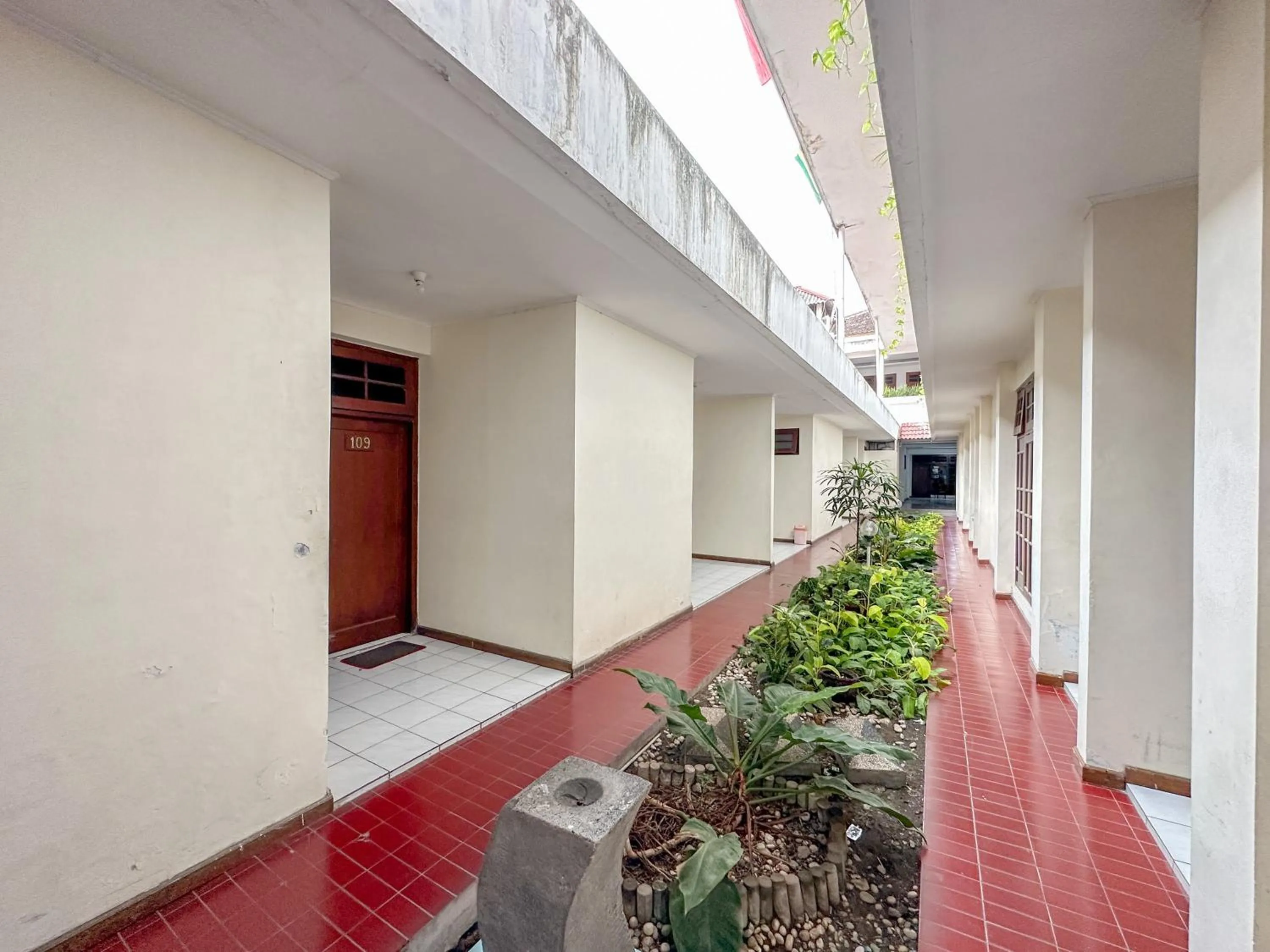 Property building in Hotel Dewi Sri Prawirotaman RedPartner