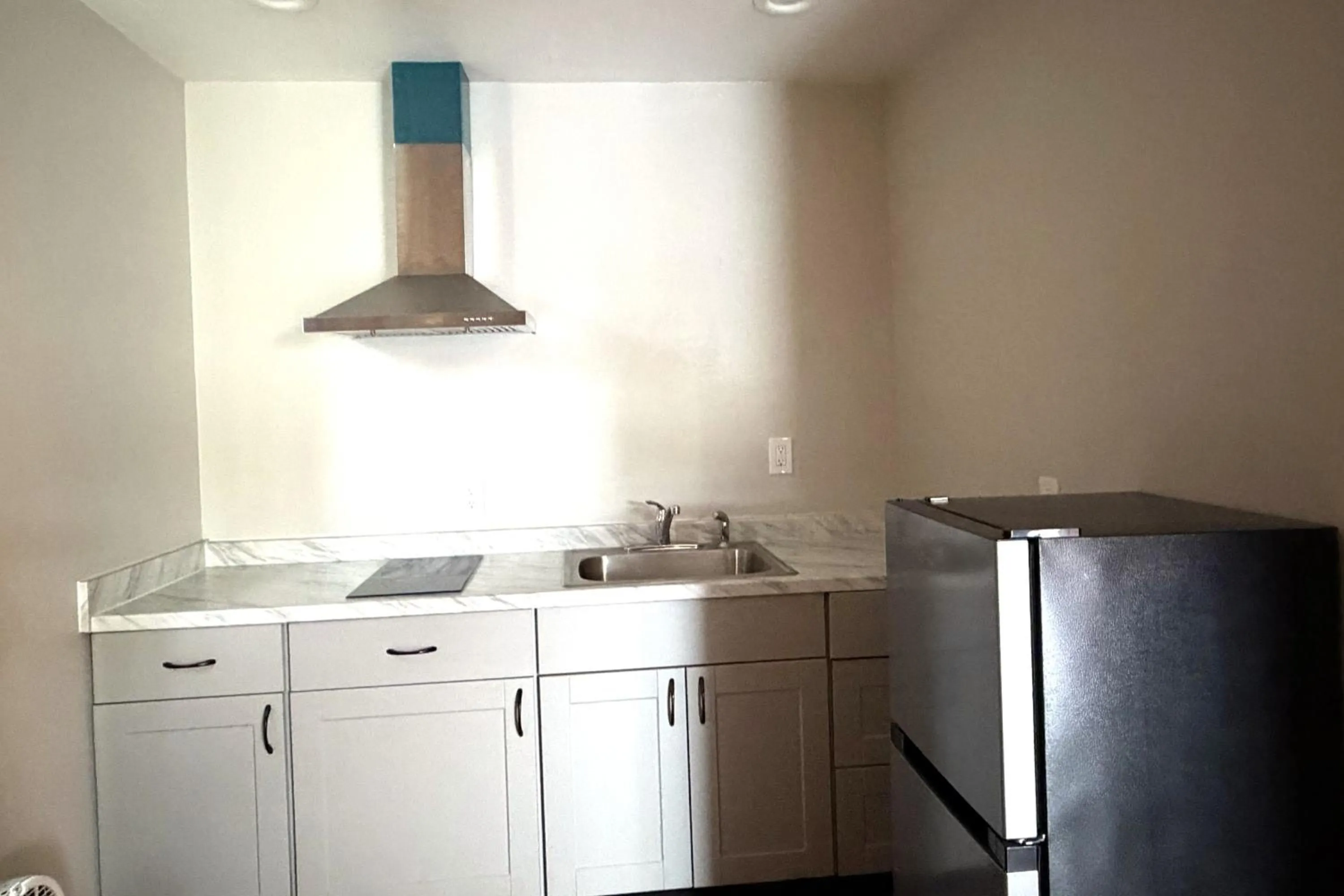 Kitchen or kitchenette in 6 Rivers Motel Fortuna near Hwy 101