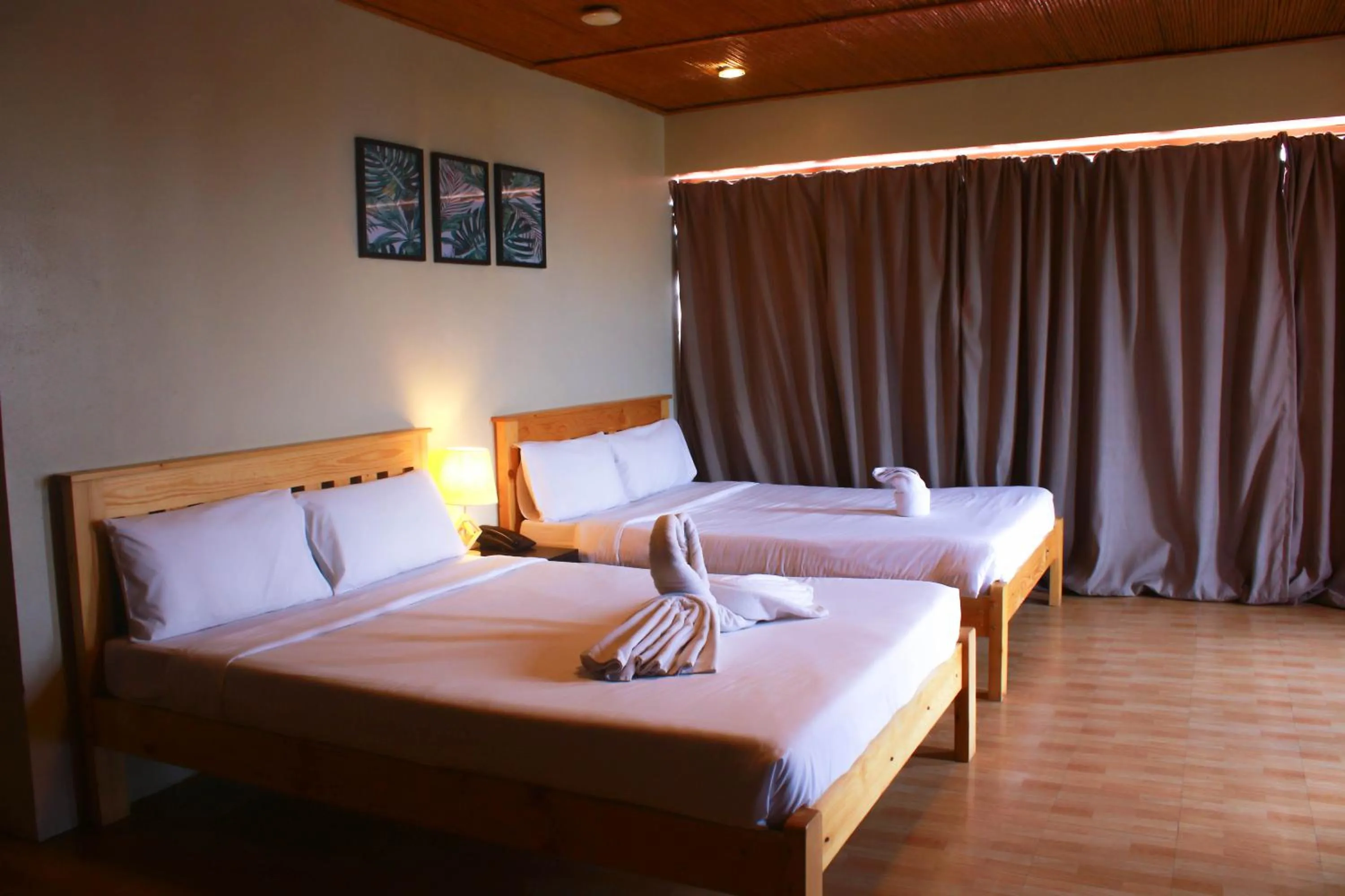 Manila Airport Hotel by Urban Connect