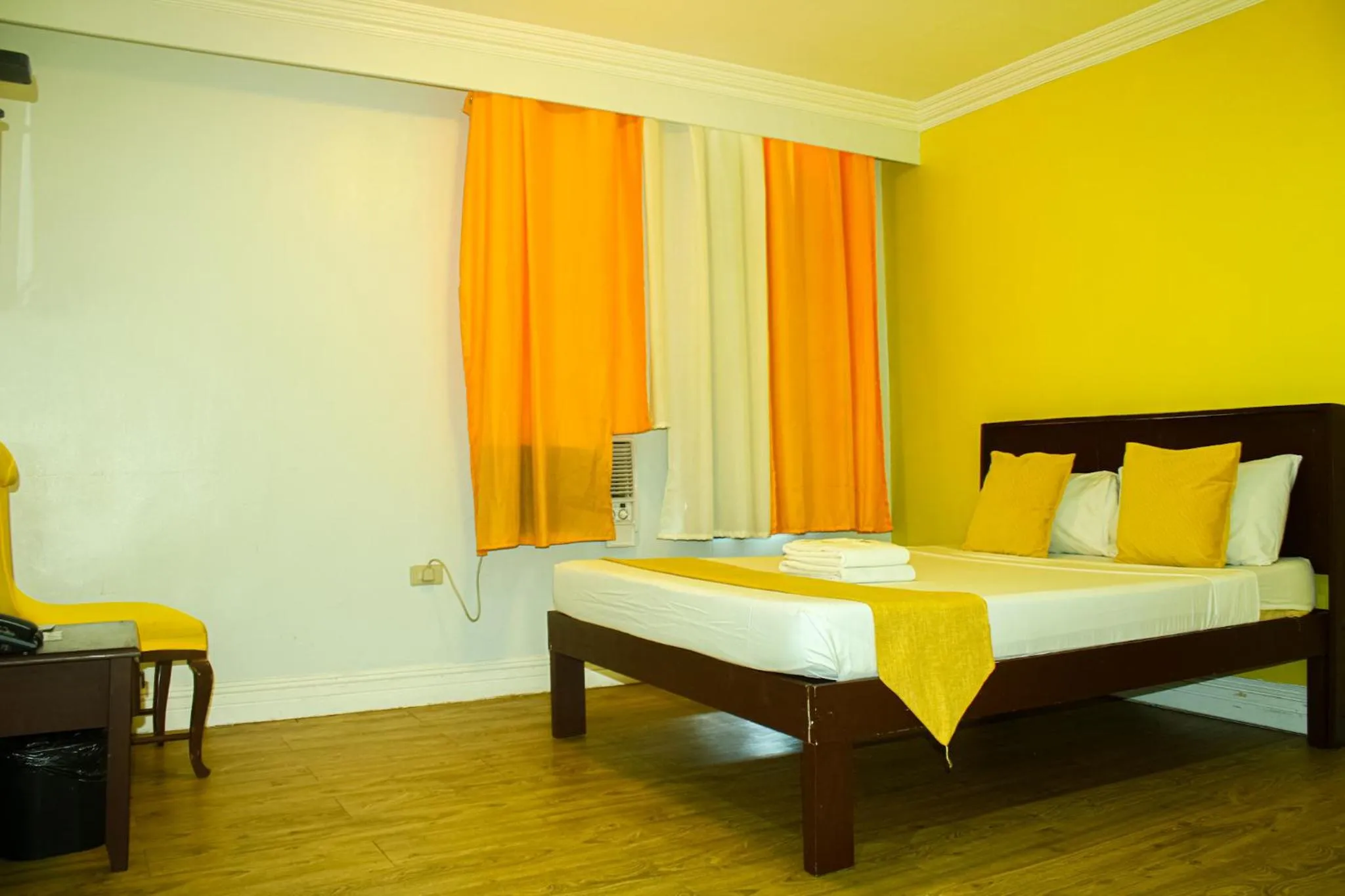 Manila Airport Hotel by Urban Connect