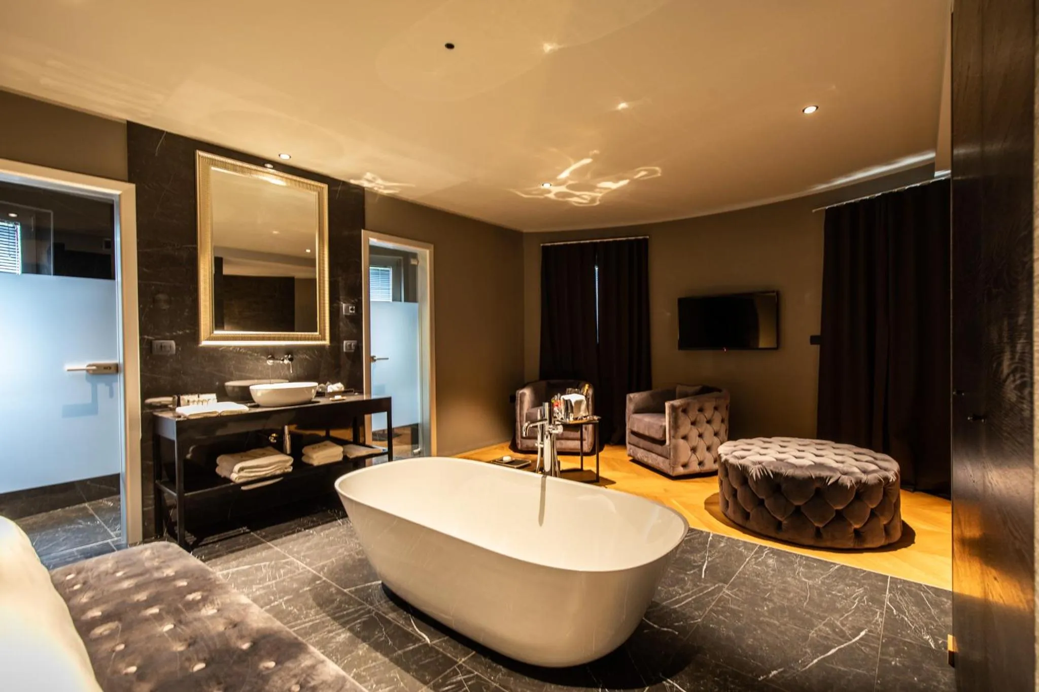 TV and multimedia in DAM boutique hotel & restaurant