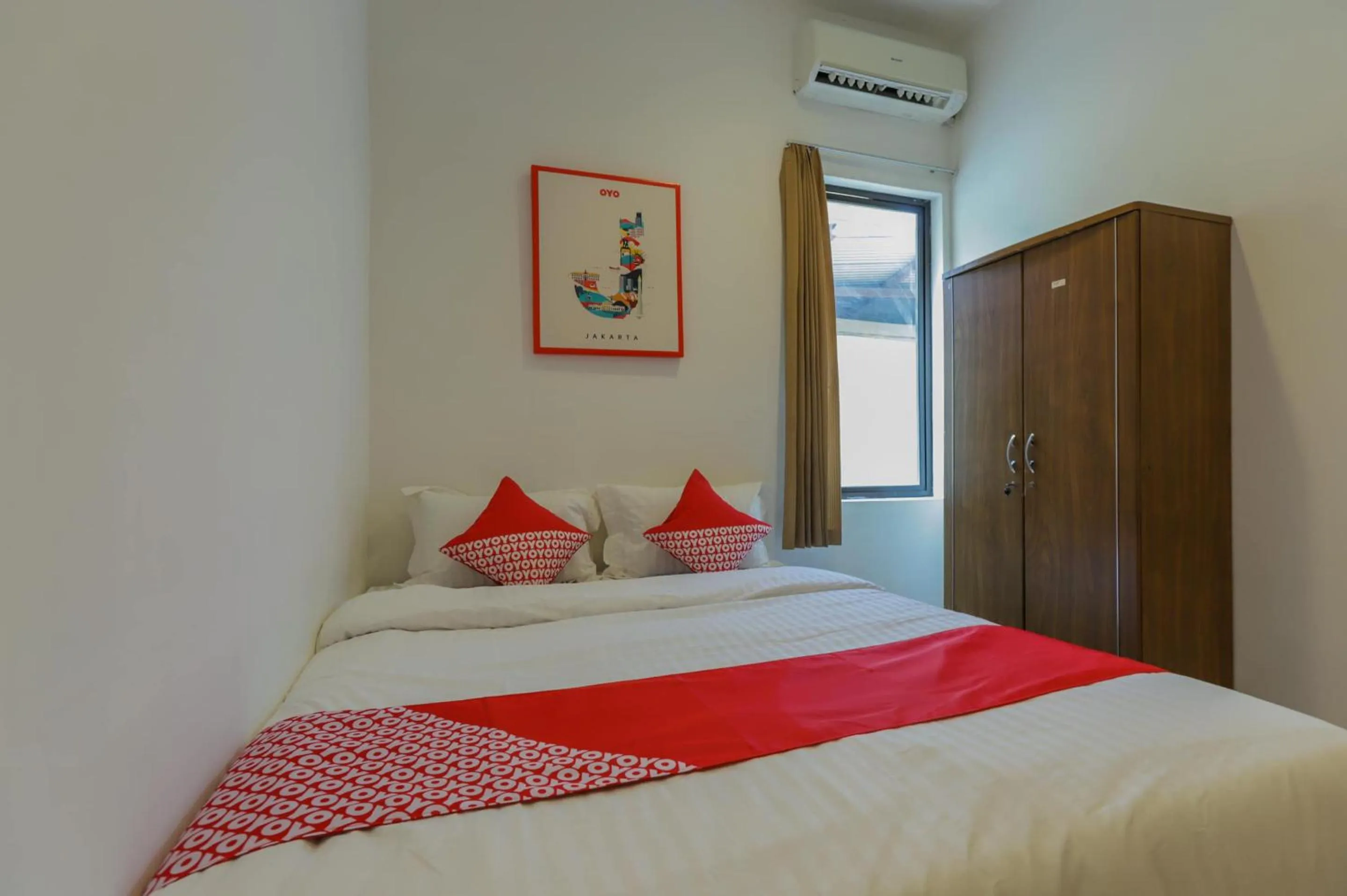 Bedroom, Bed in Hotel O Idola Residence
