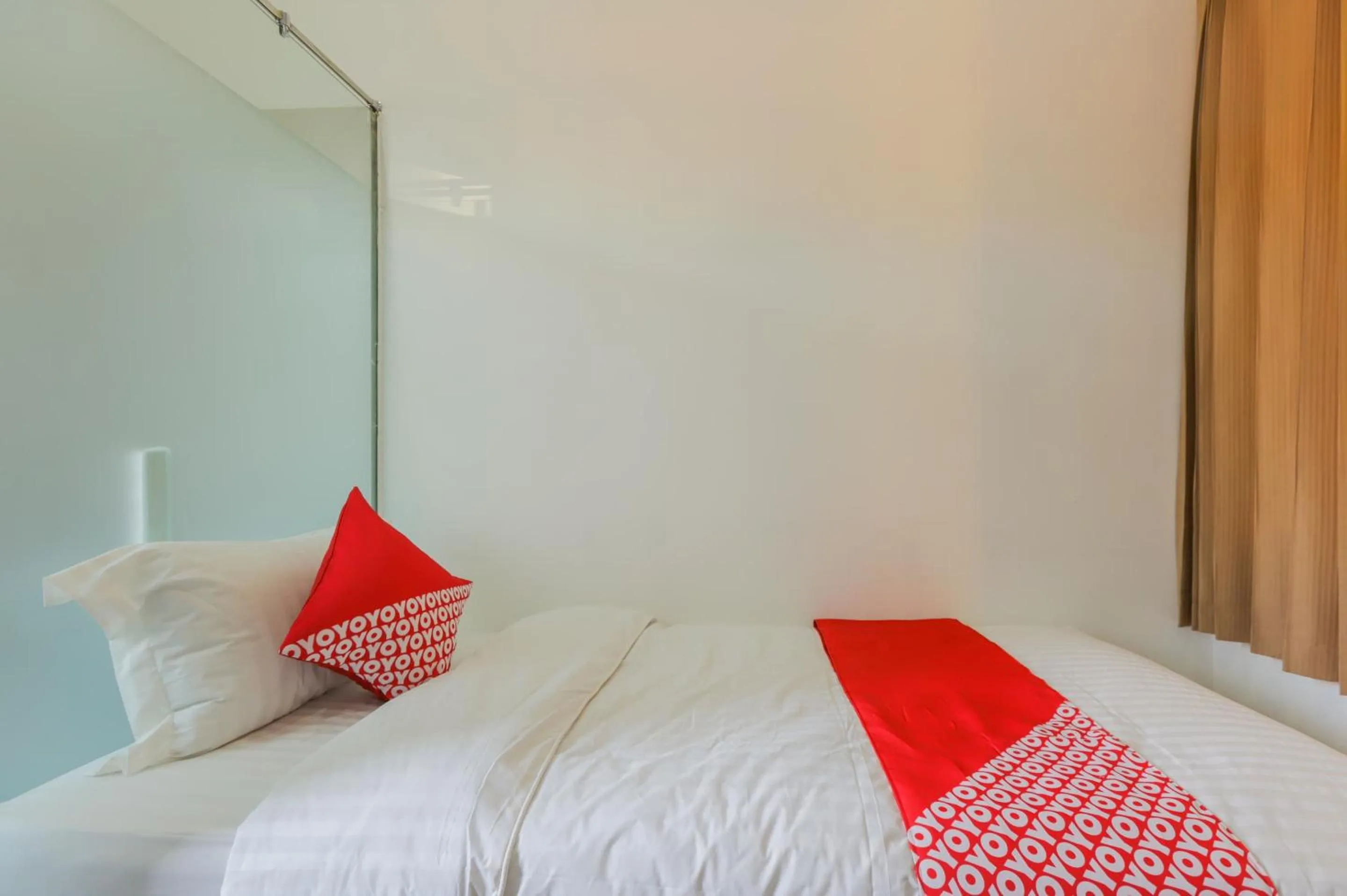 Bedroom, Bed in Hotel O Idola Residence