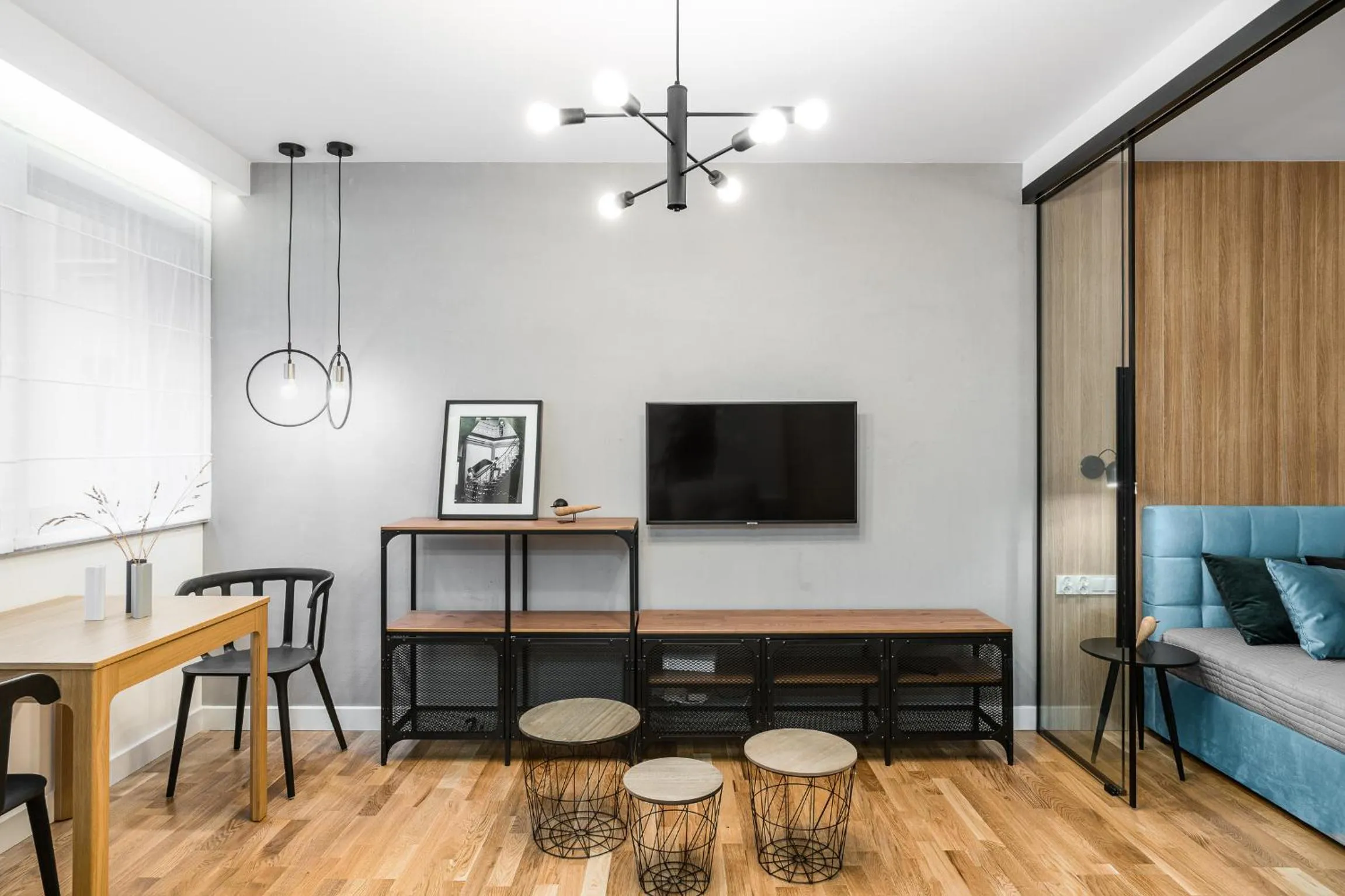 Bed in Waterlane Island - Riverview Pool, SPA, Gym & Parking by Downtown Apartments