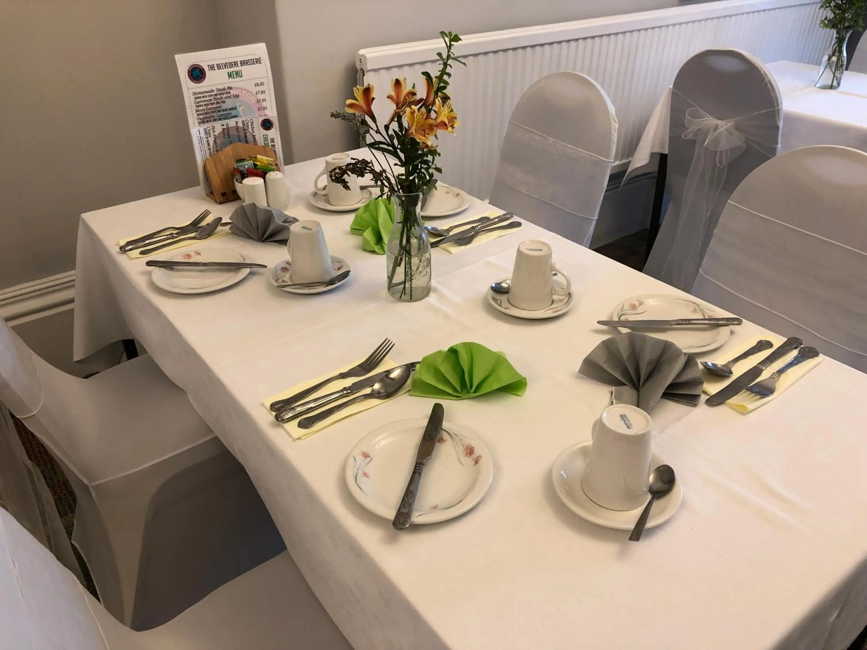 Breakfast in Belvedere Hotel and Golf