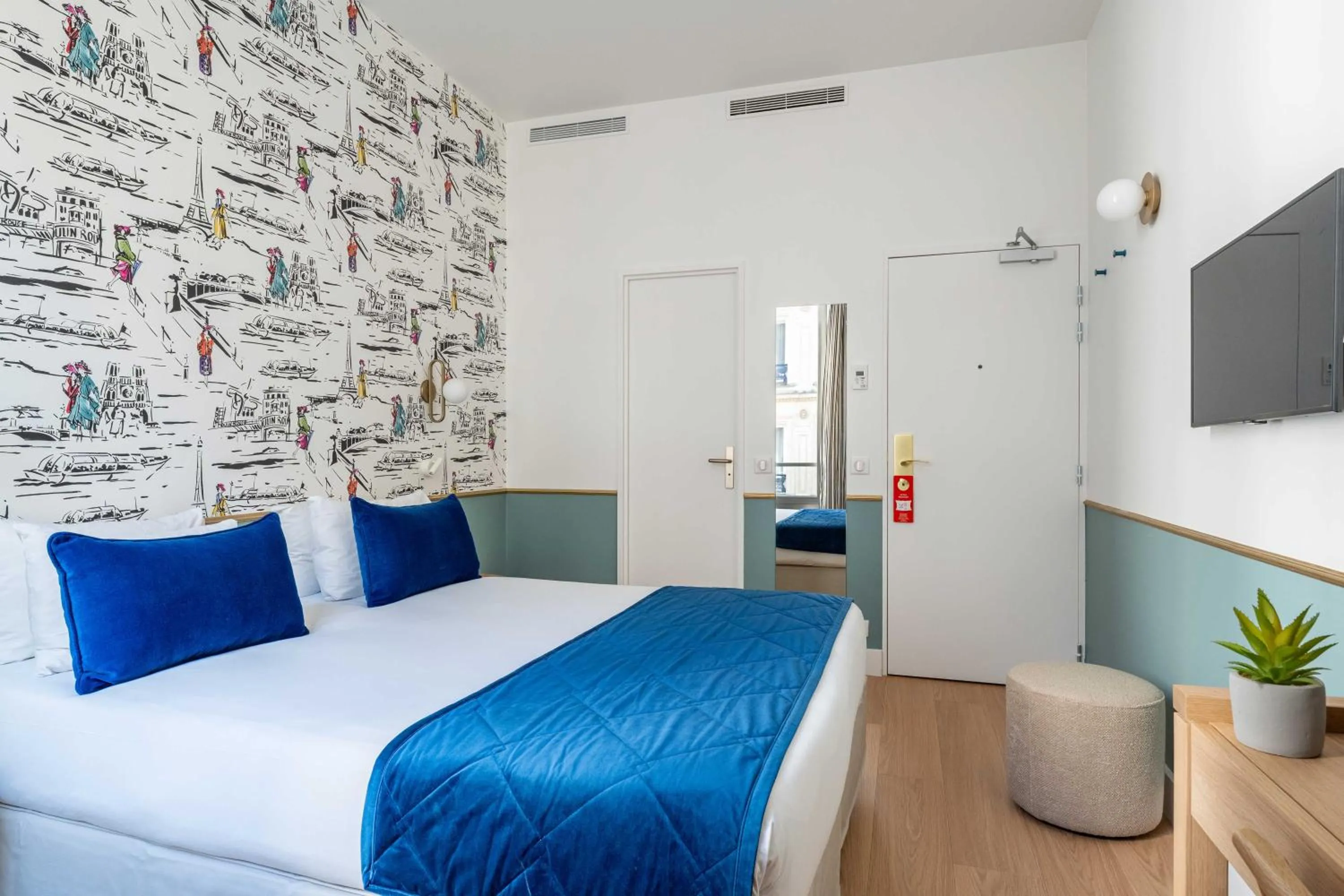 Bedroom, Bed in Hotel Acadia - Astotel