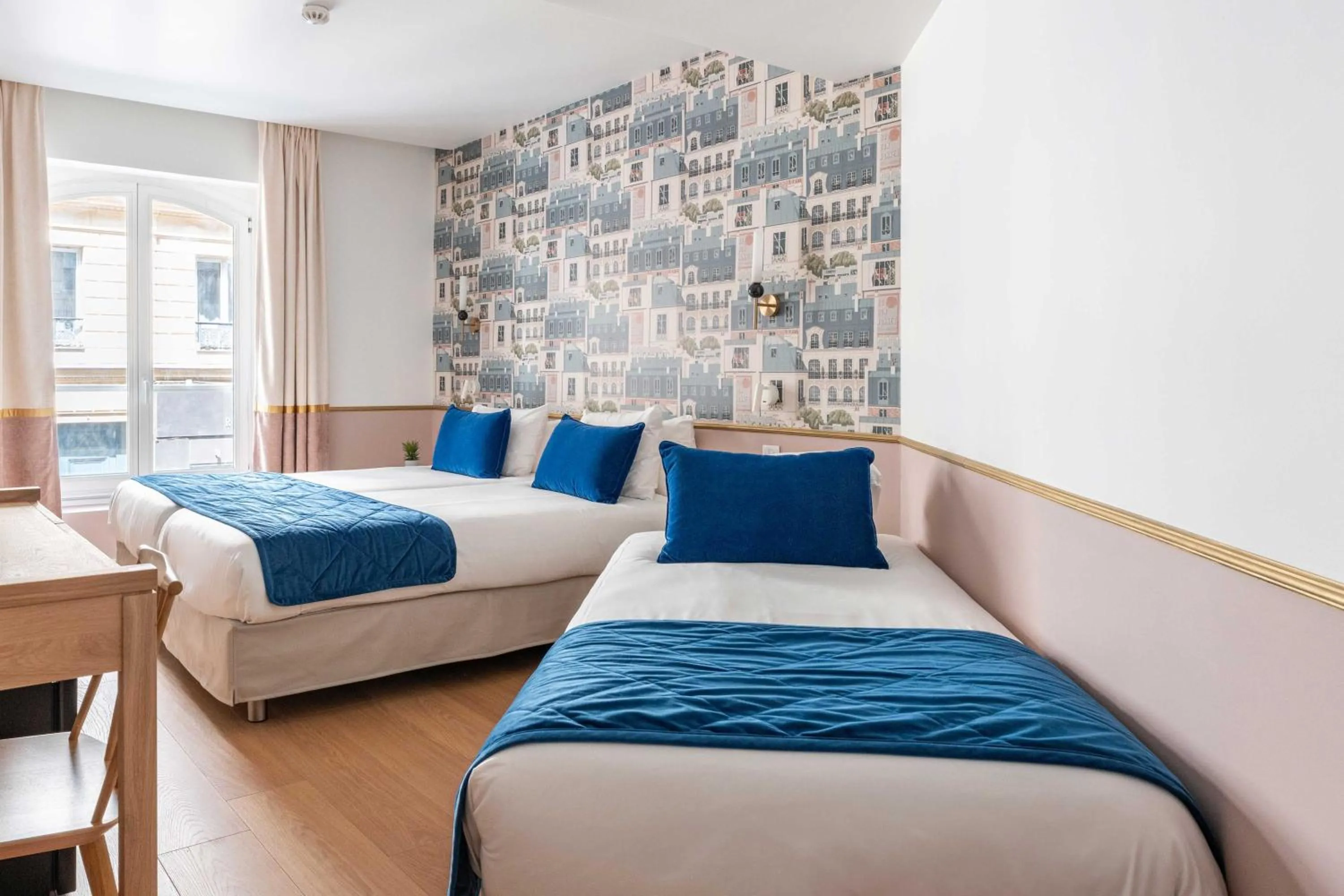 Bedroom, Bed in Hotel Acadia - Astotel