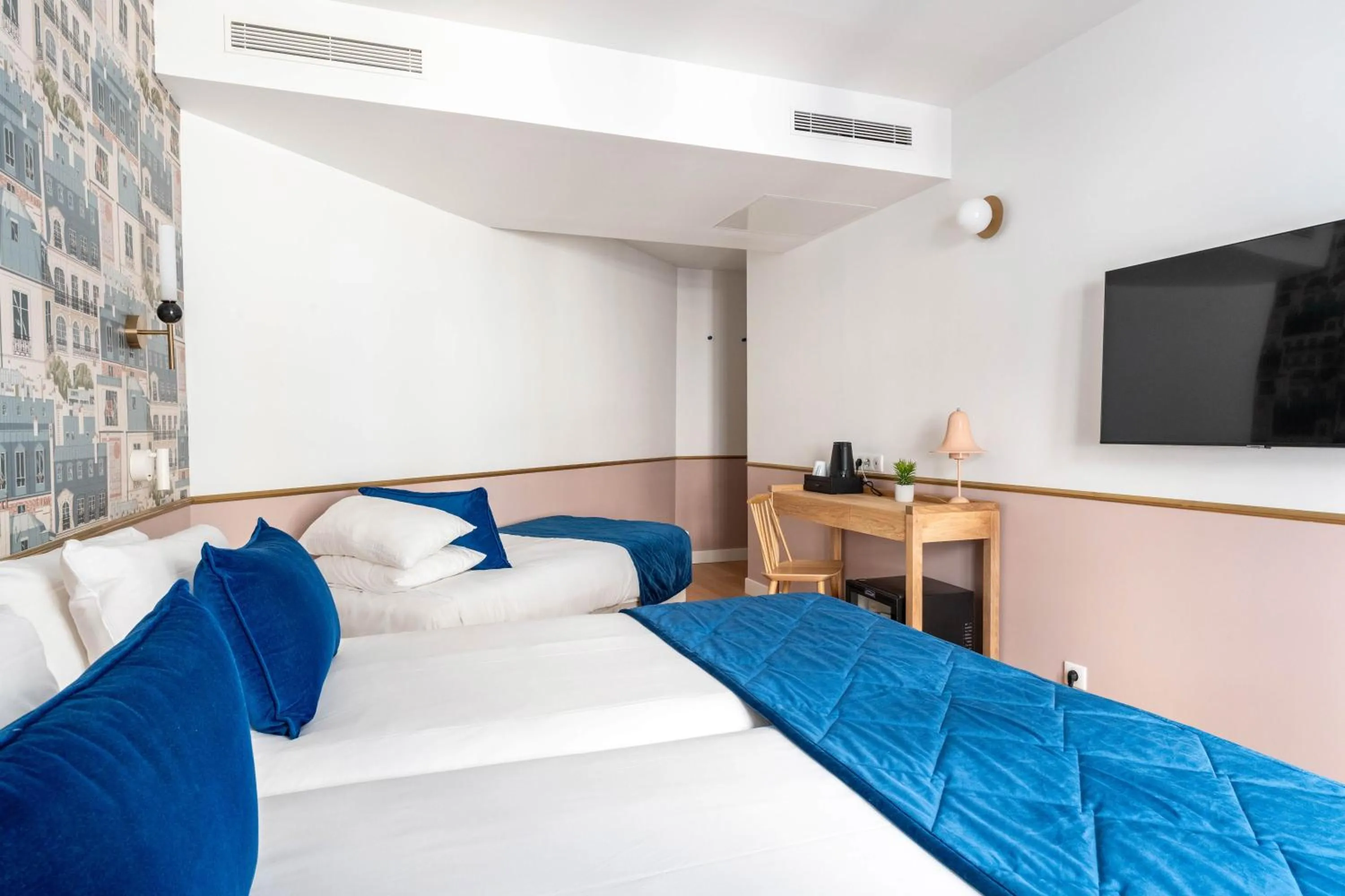 Bedroom, Bed in Hotel Acadia - Astotel