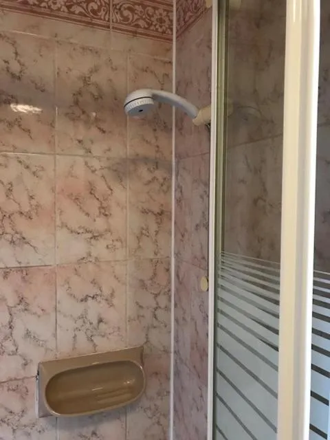 Bathroom in Coach and Horses