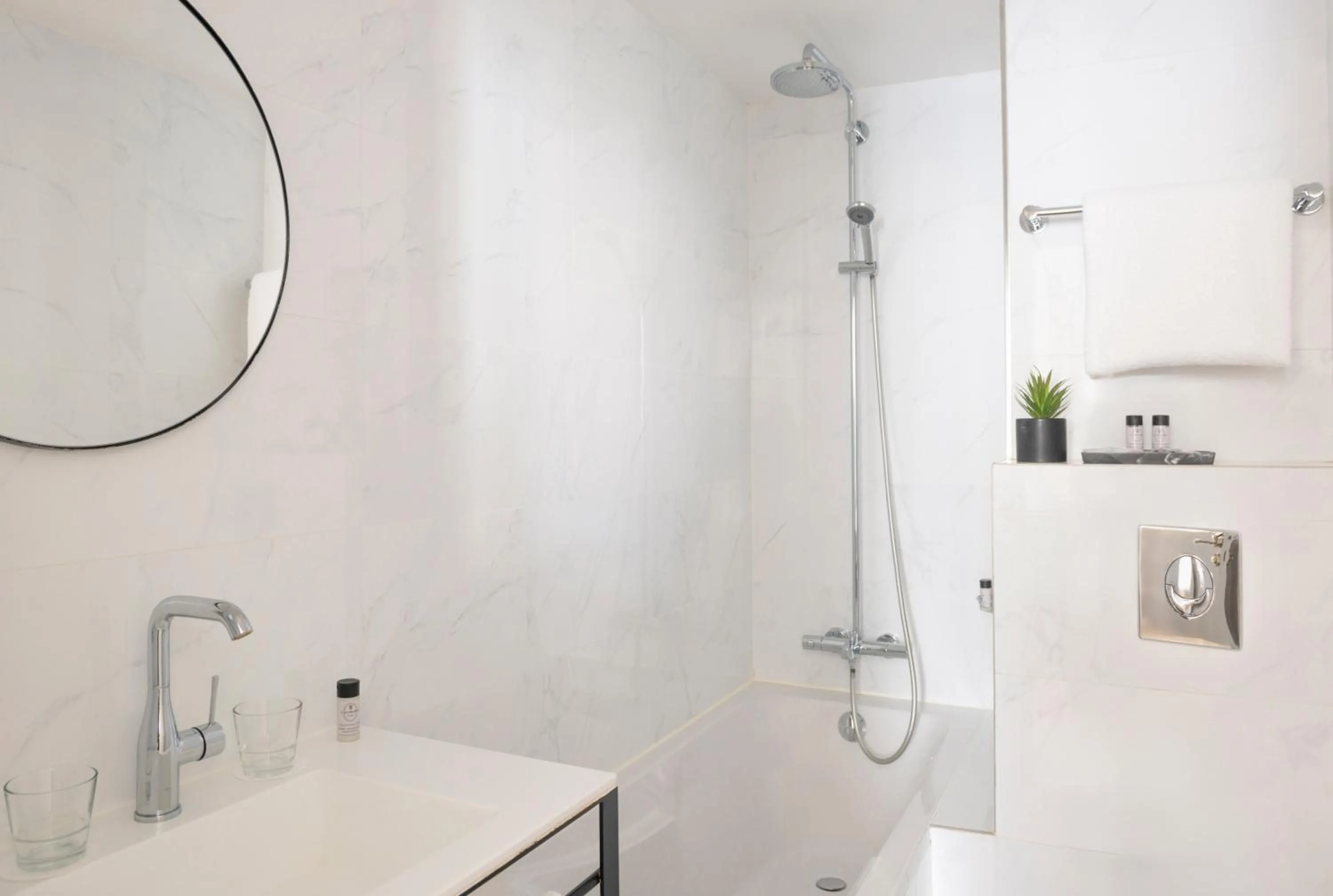 Bathroom in Hotel Malte - Astotel