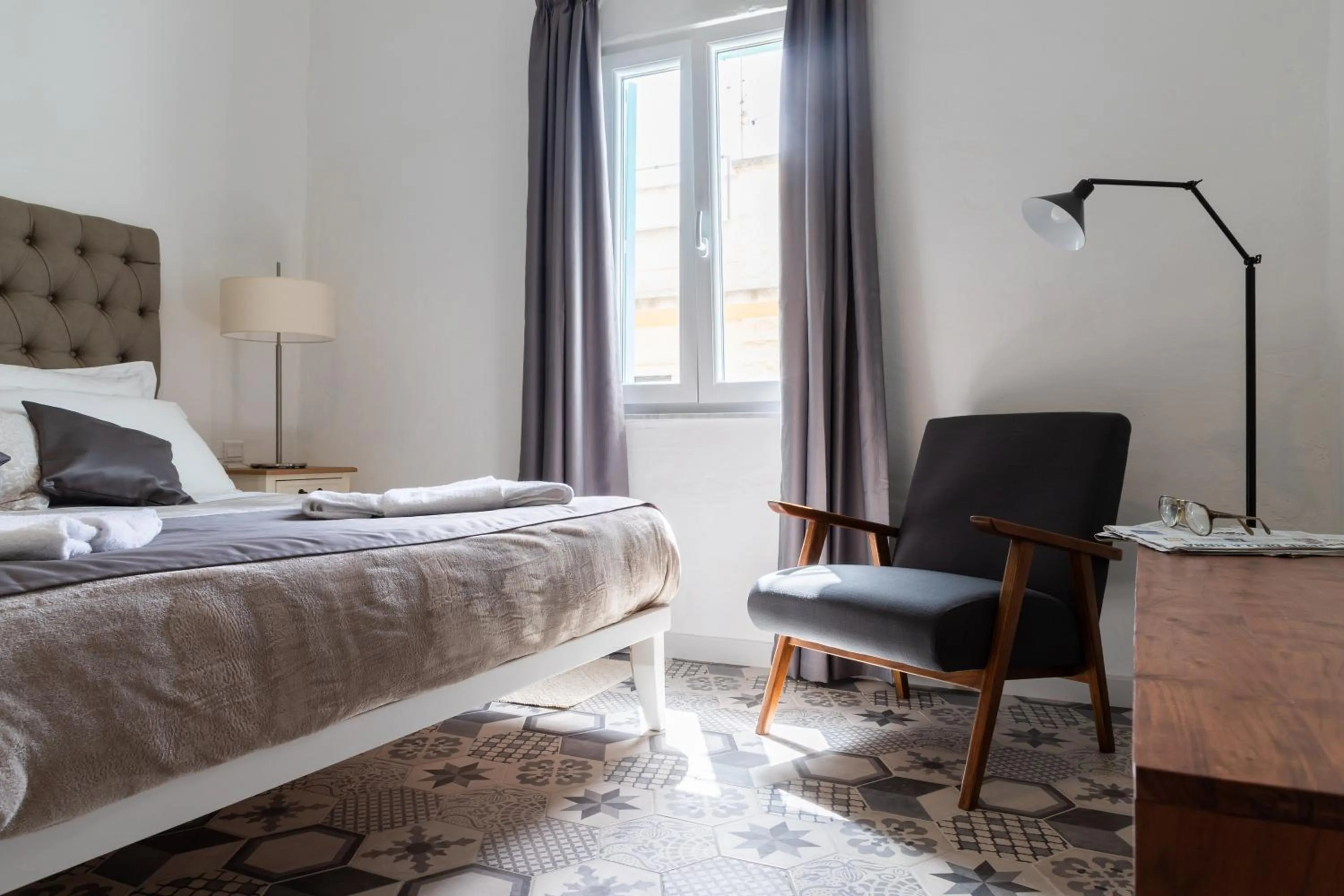 Photo of the whole room, Bed in MYN in Rabat