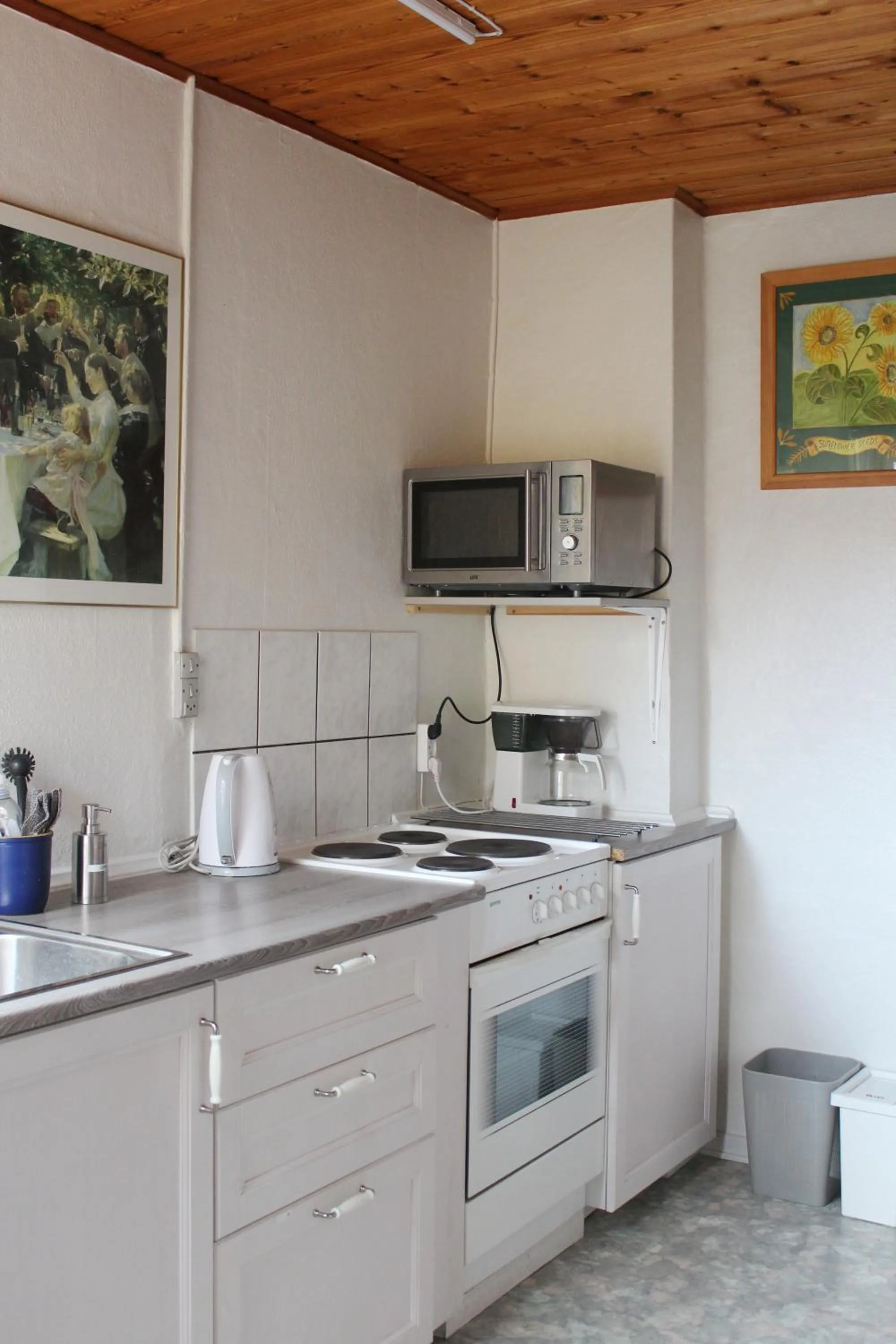Kitchen or kitchenette in Holiday rooms Rudkøbing