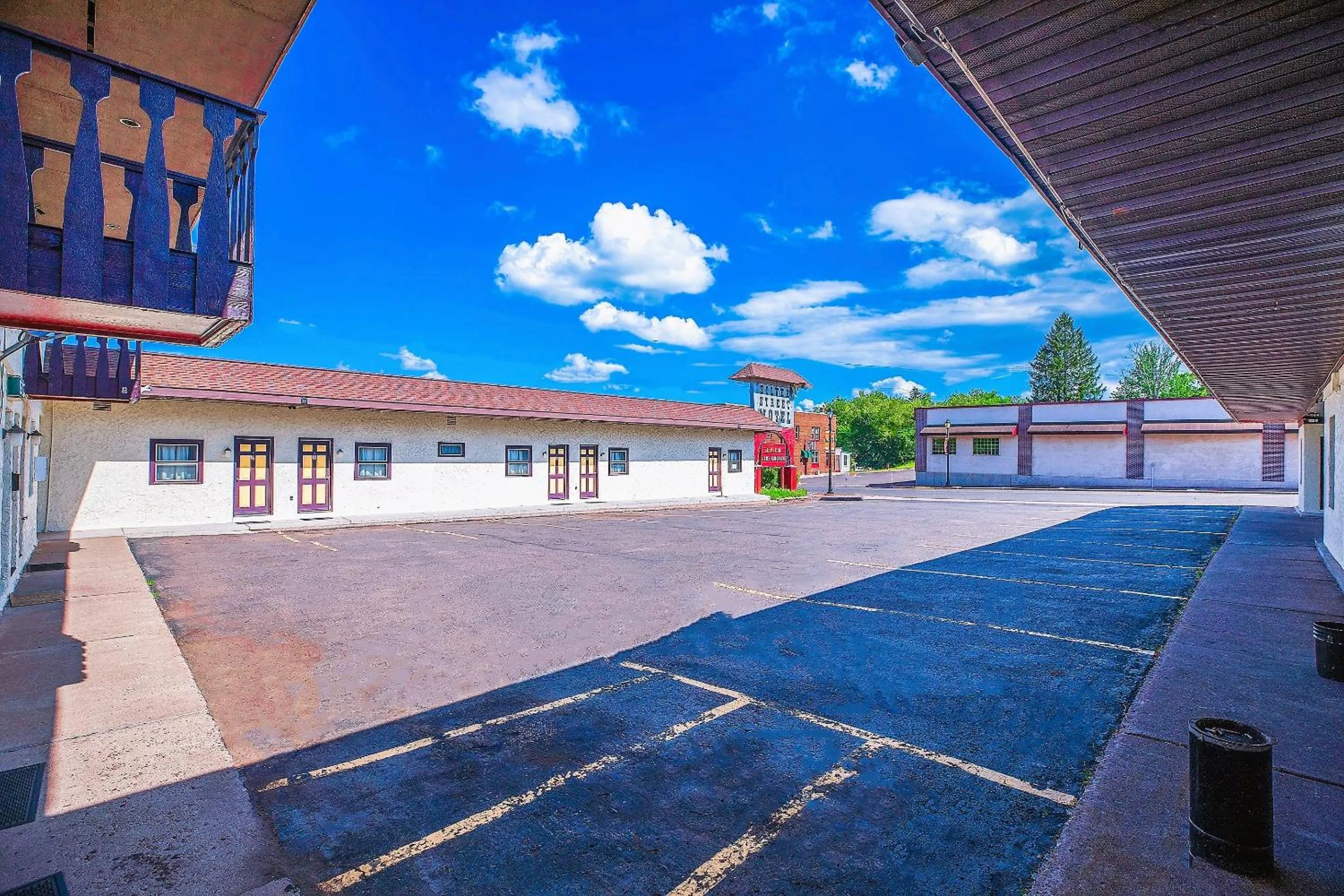 Facade/entrance in Love Hotels Silver Street by OYO at Hurley WI