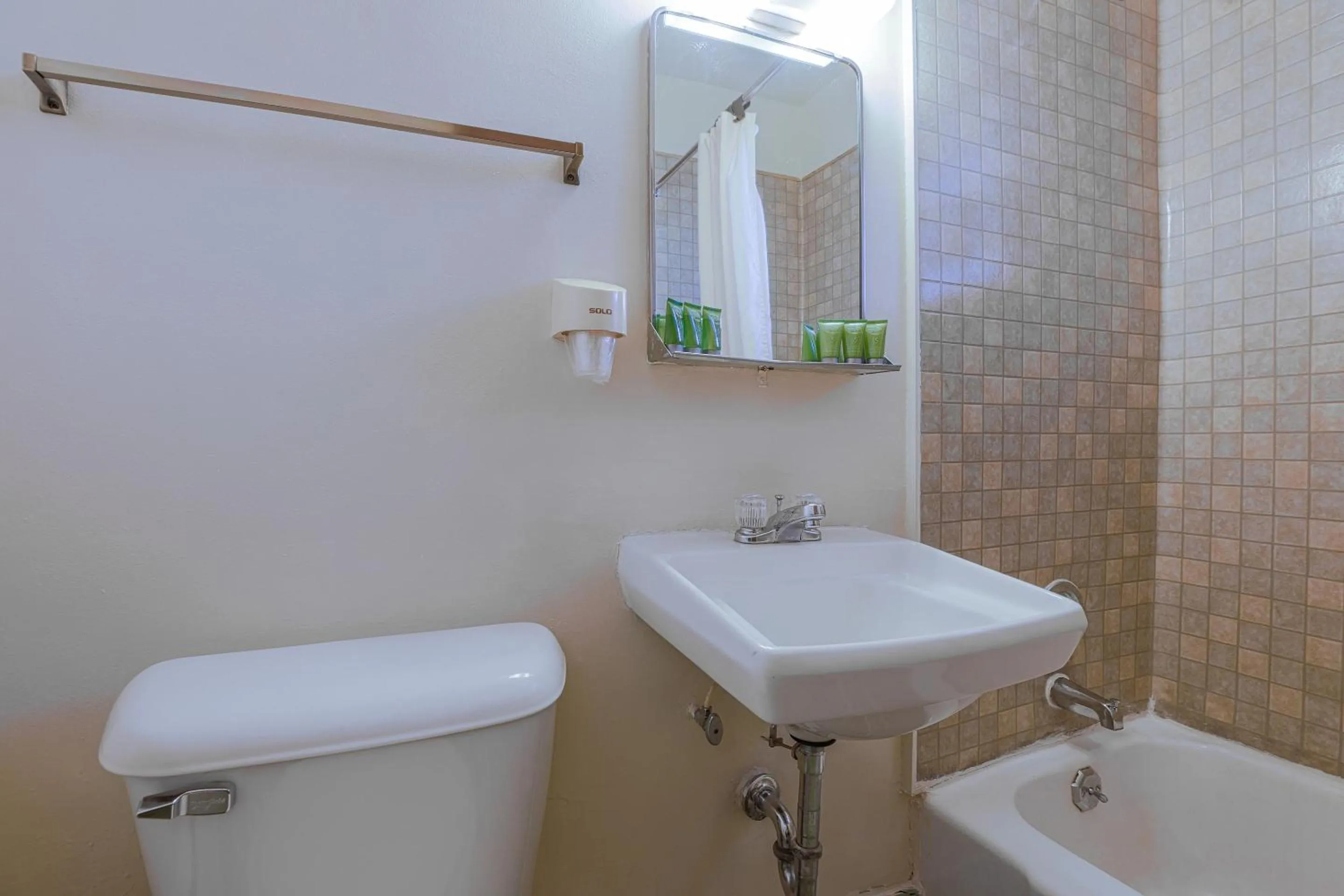 Bathroom in Love Hotels Silver Street by OYO at Hurley WI