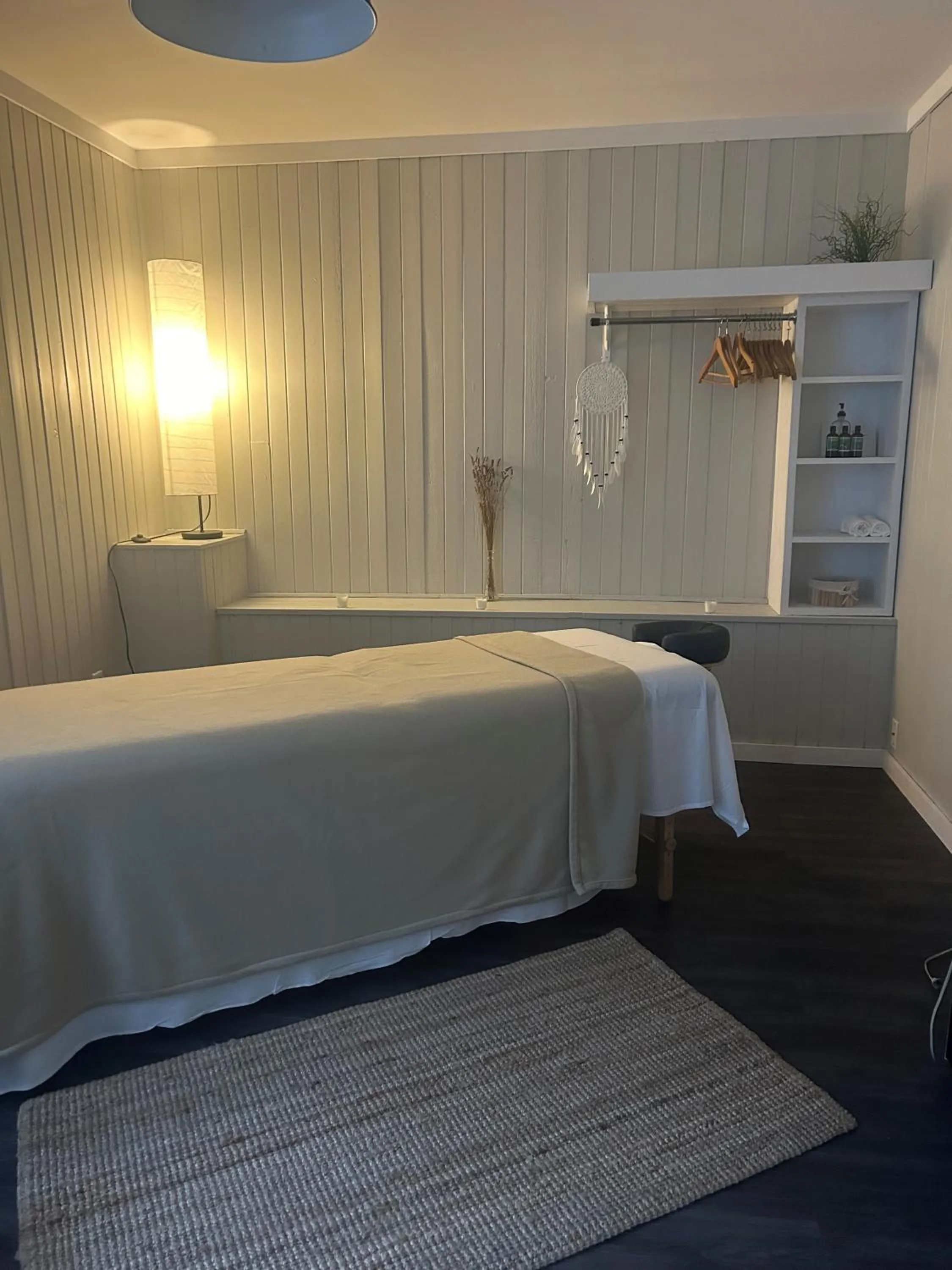 Bed in Hôtel Far Hills