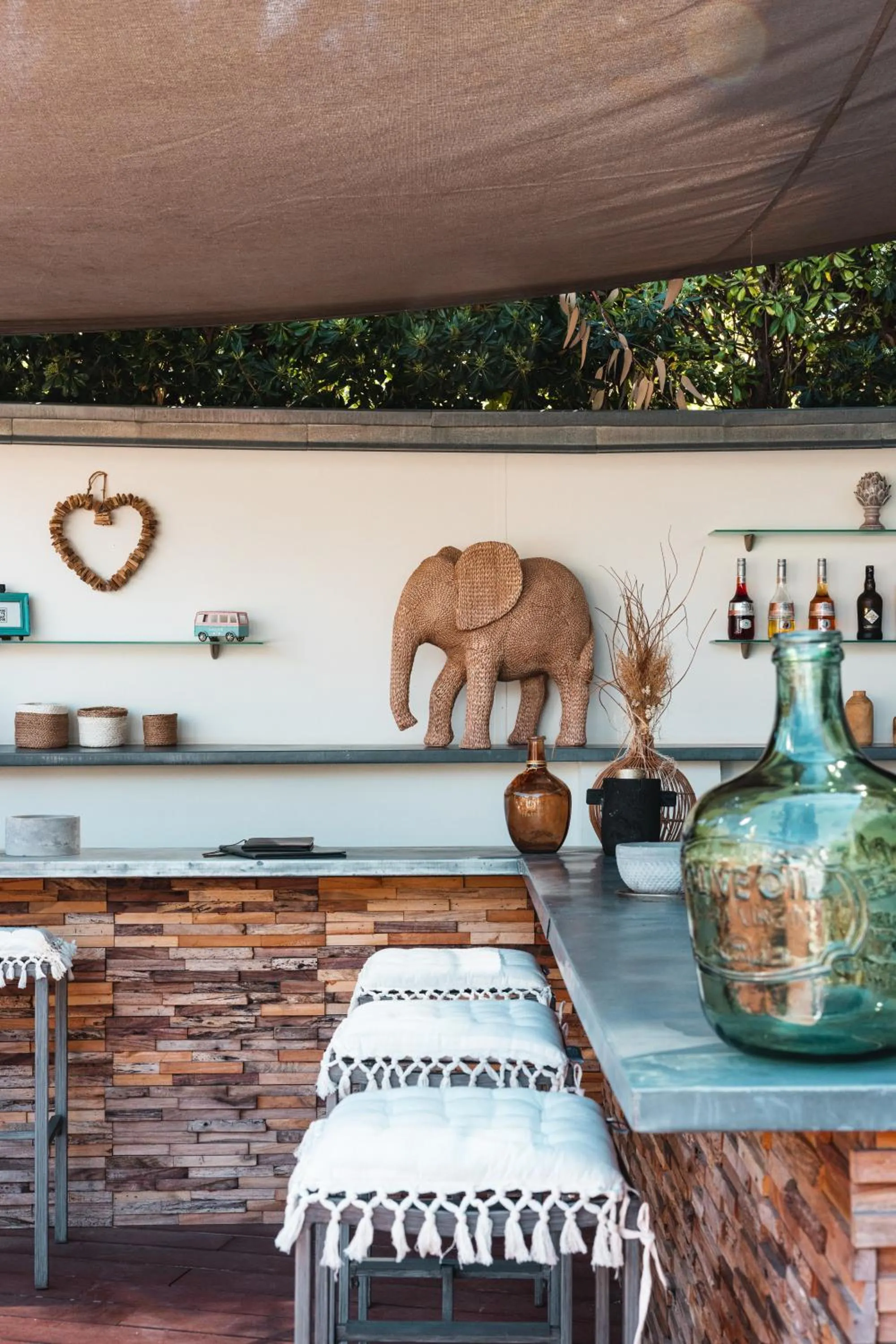 Lounge or bar in Hôtel La Villa Cap d’Antibes