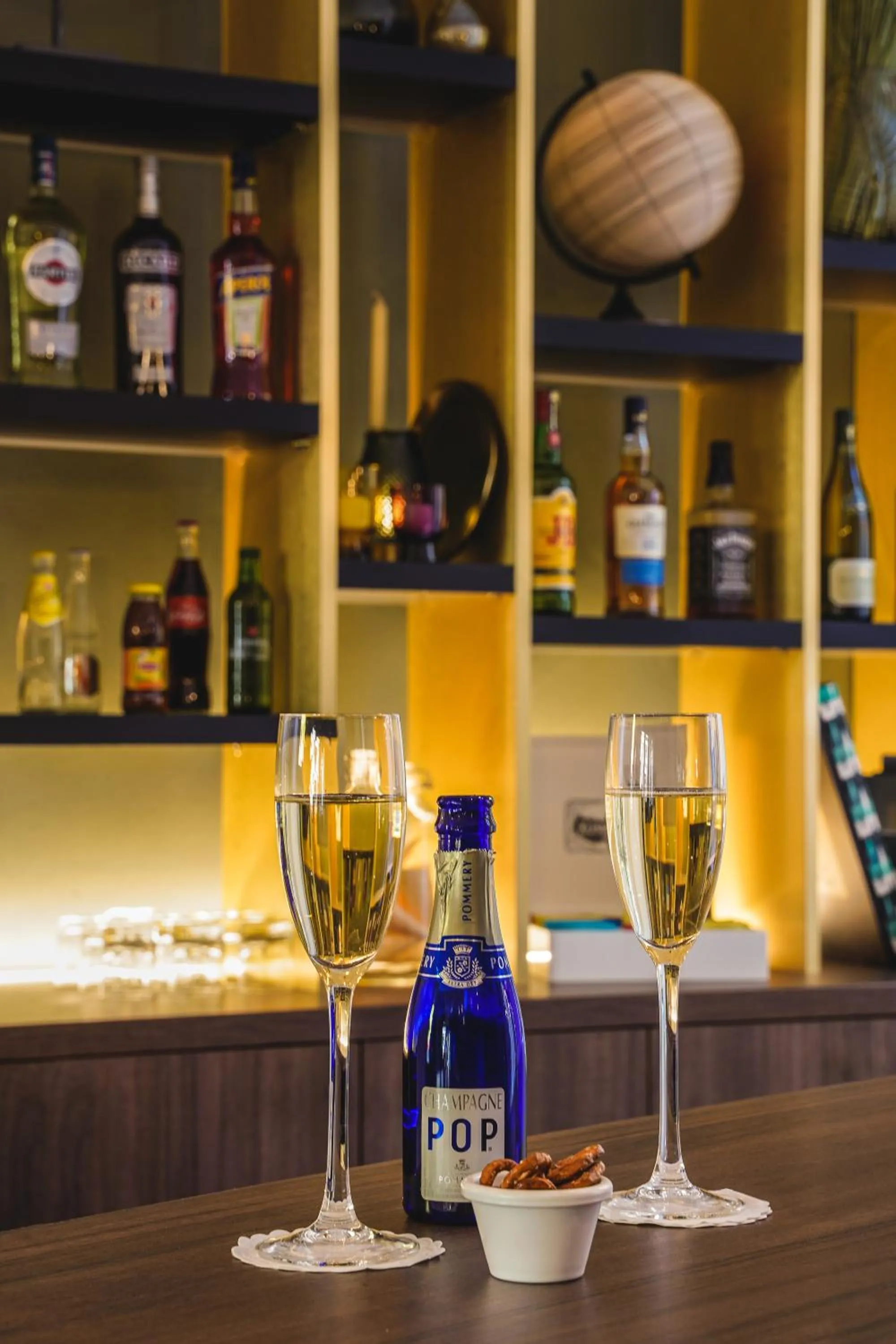 Lounge or bar in Timhotel Invalides Eiffel