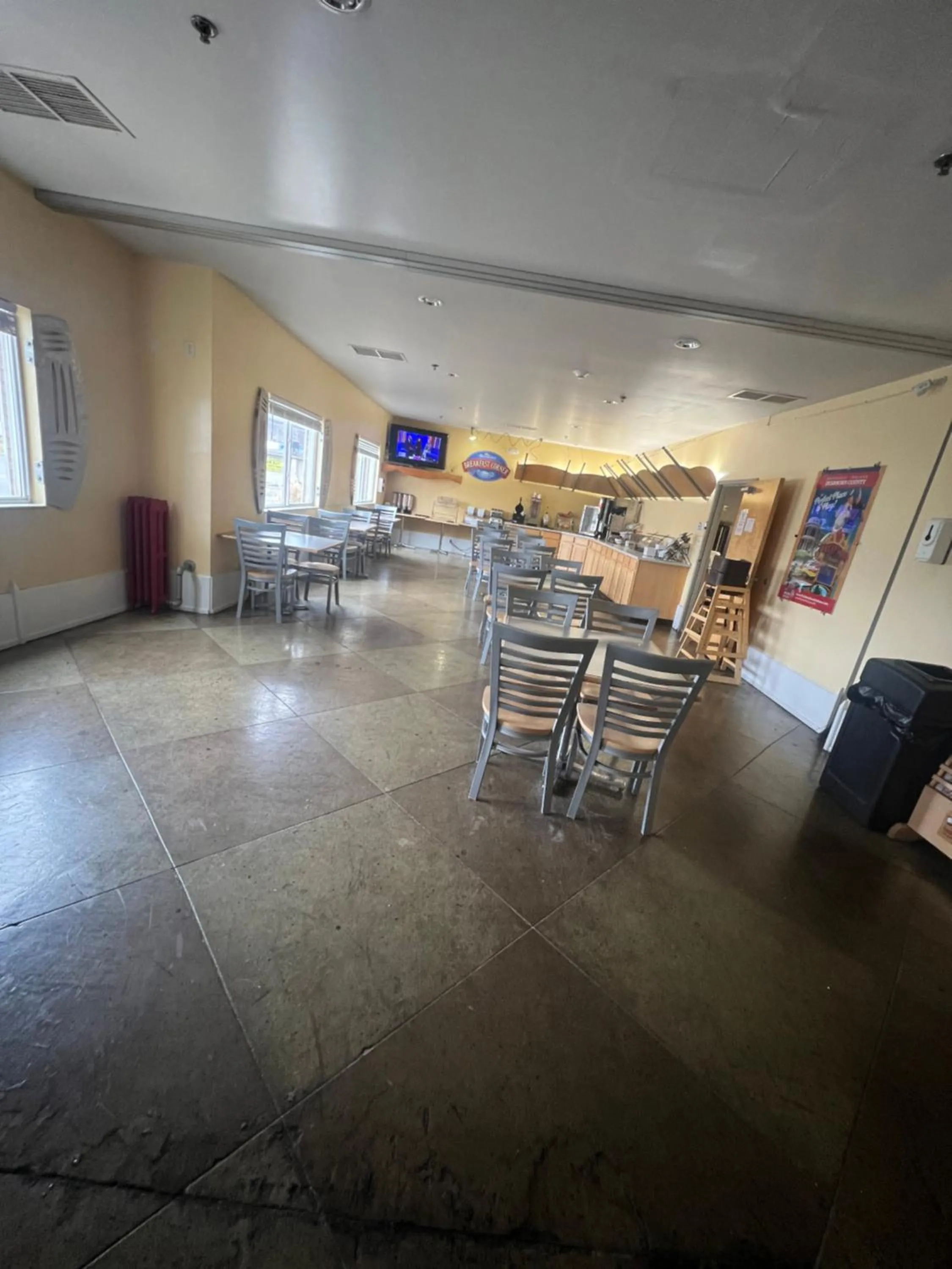 Breakfast in Baymont by Wyndham Lawrenceburg