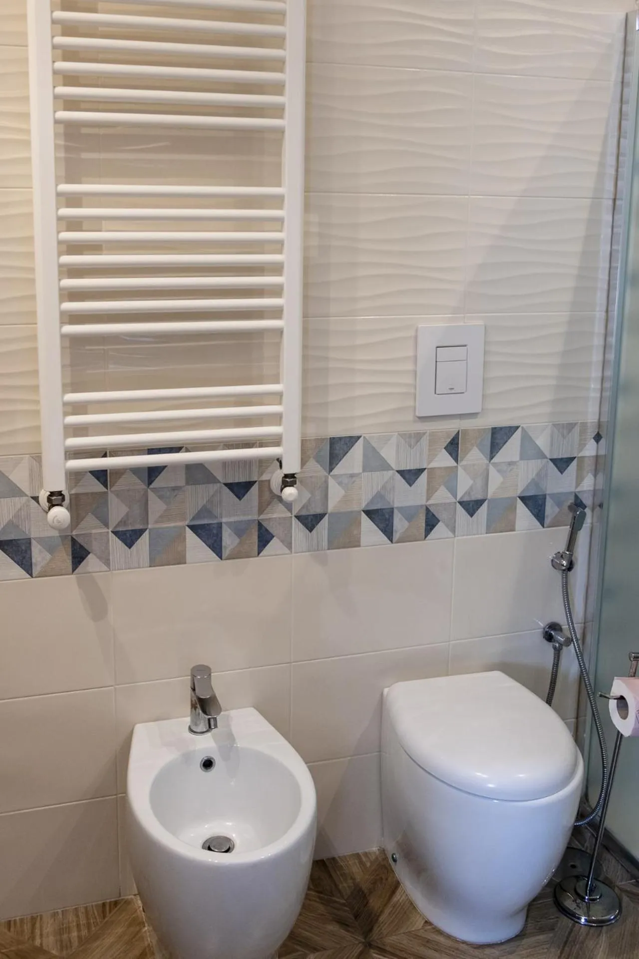 Toilet in Domus Monasteire