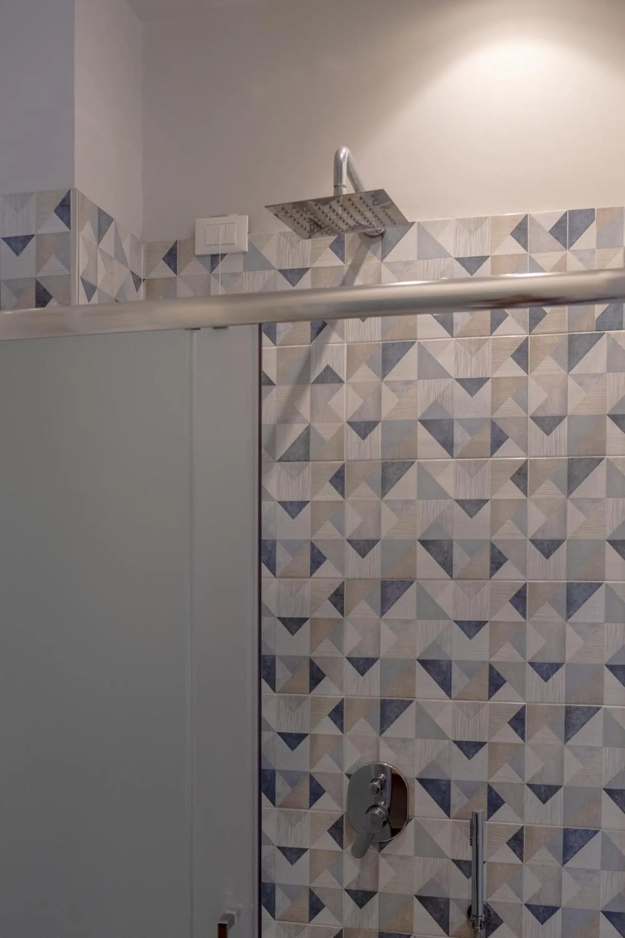 Shower in Domus Monasteire