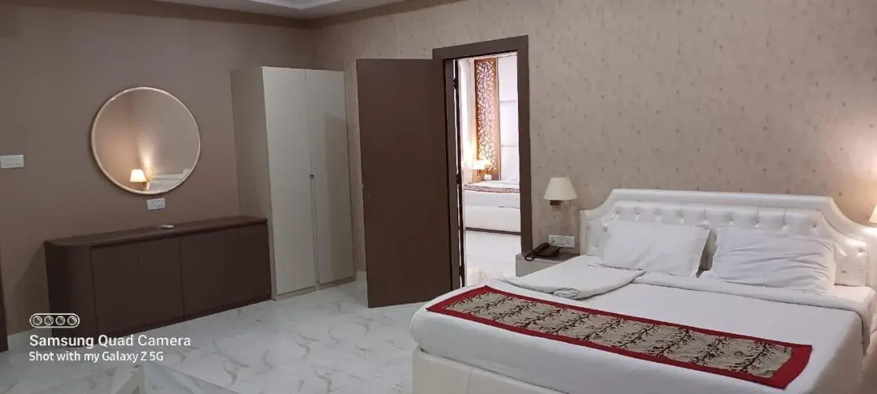 Deluxe Junior Suite - single occupancy in YMCA SEACOM INN Deluxe Junior Suite - single occupancy in YMCA SEACOM INN