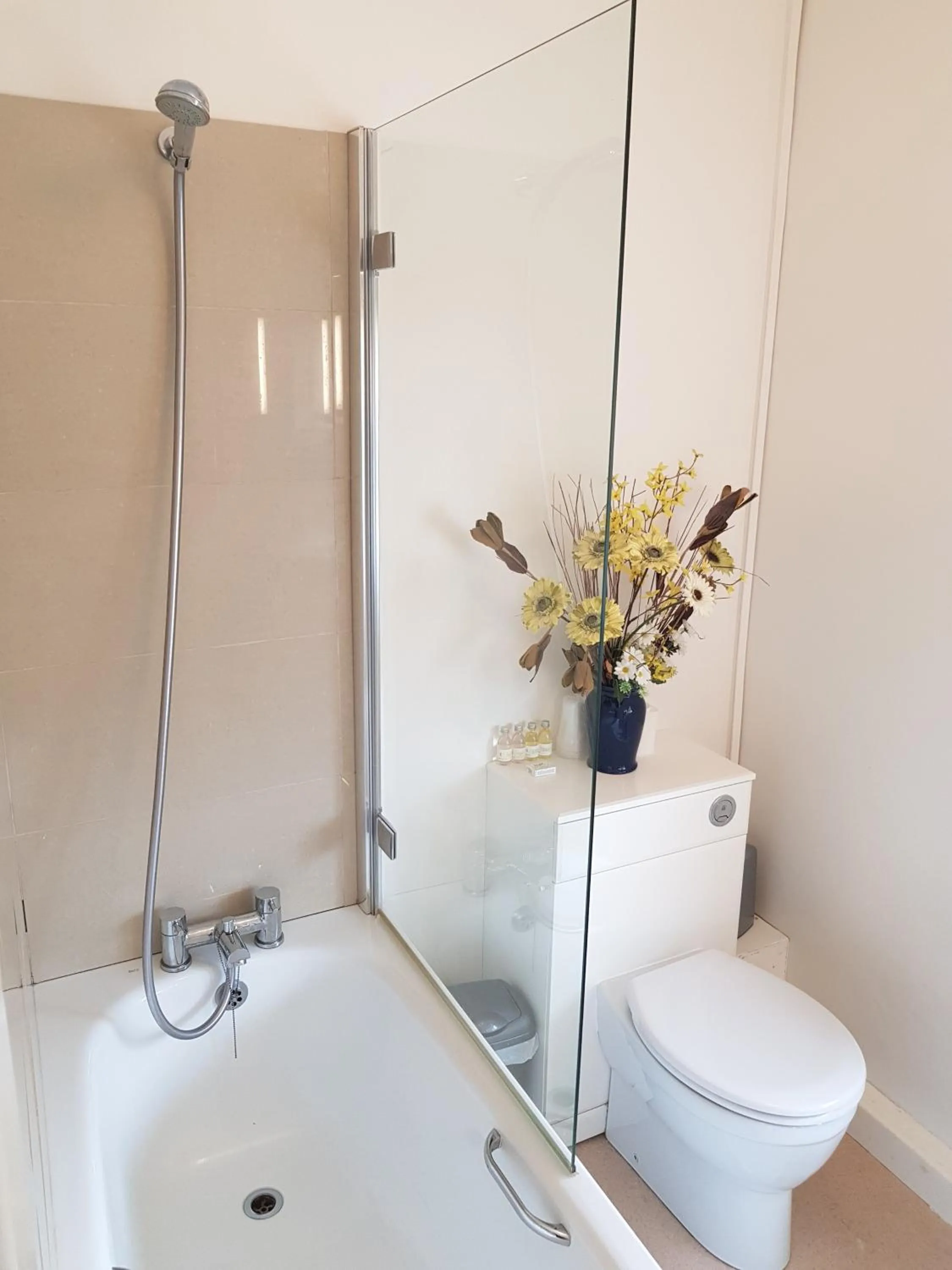 Bathroom in Ferry House Inn