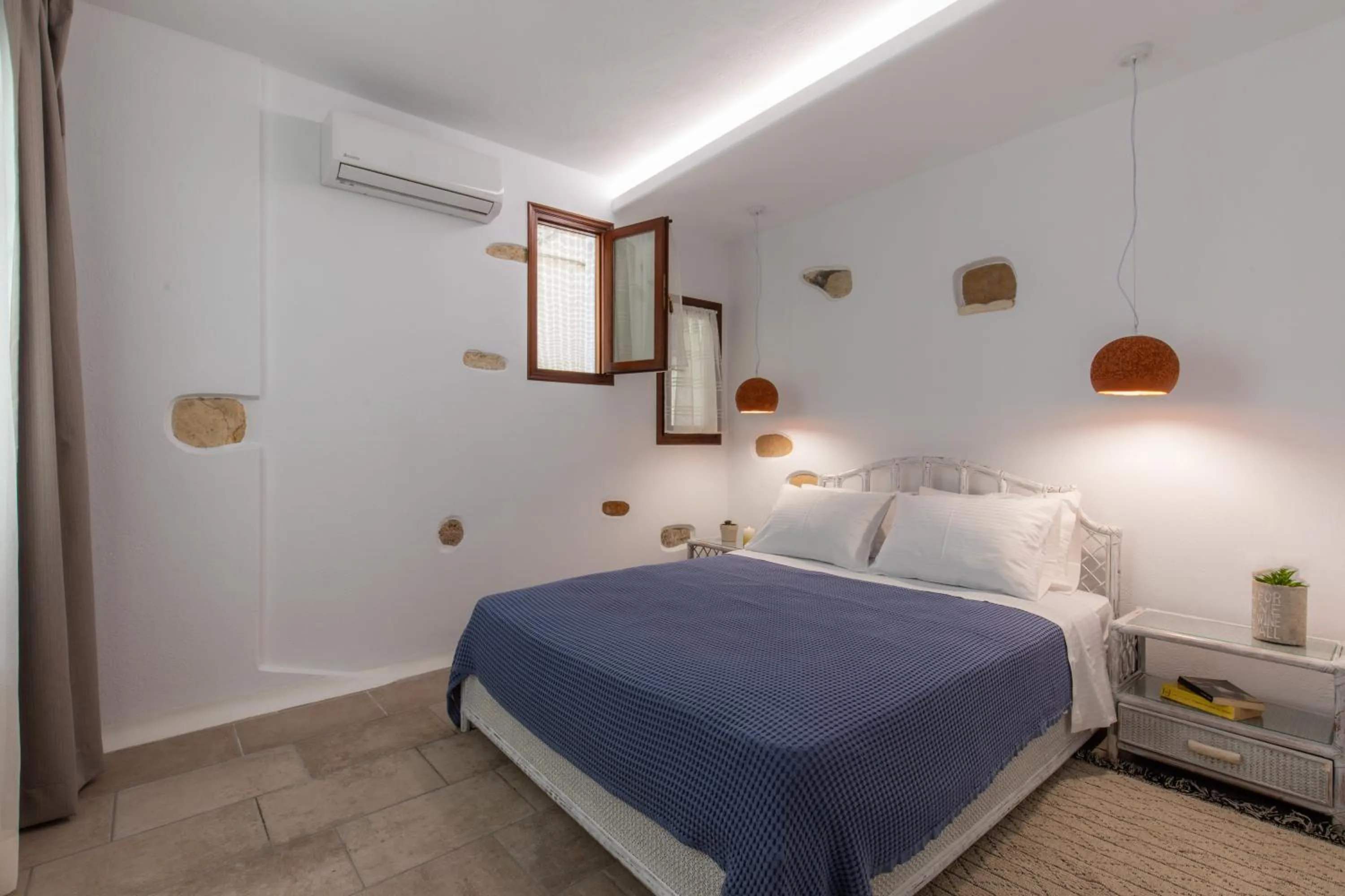 Spring, Bed in Arco Naxos Luxury Apartments