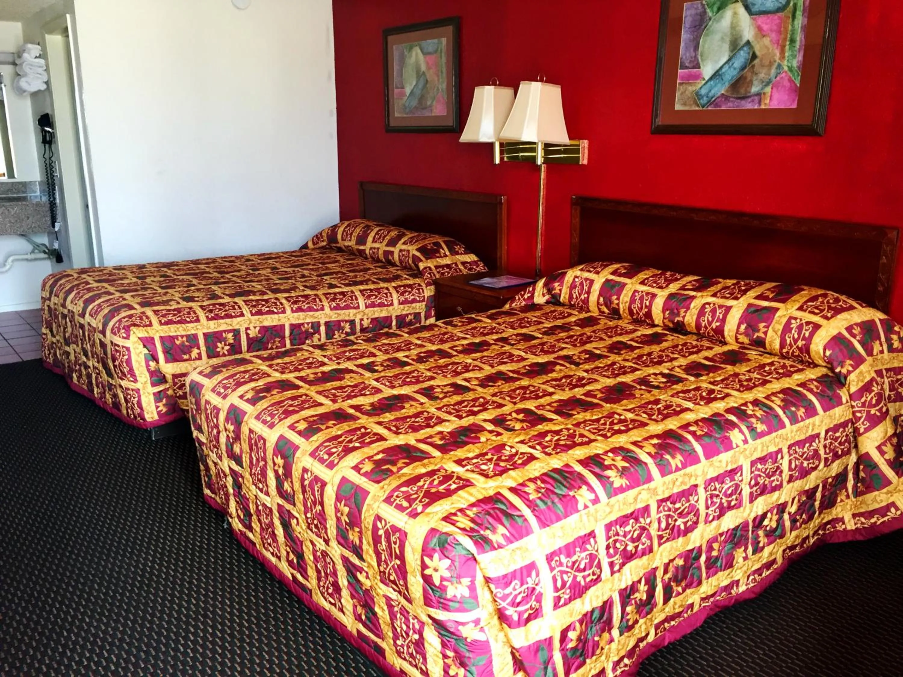 Crown Inn Grand Prairie