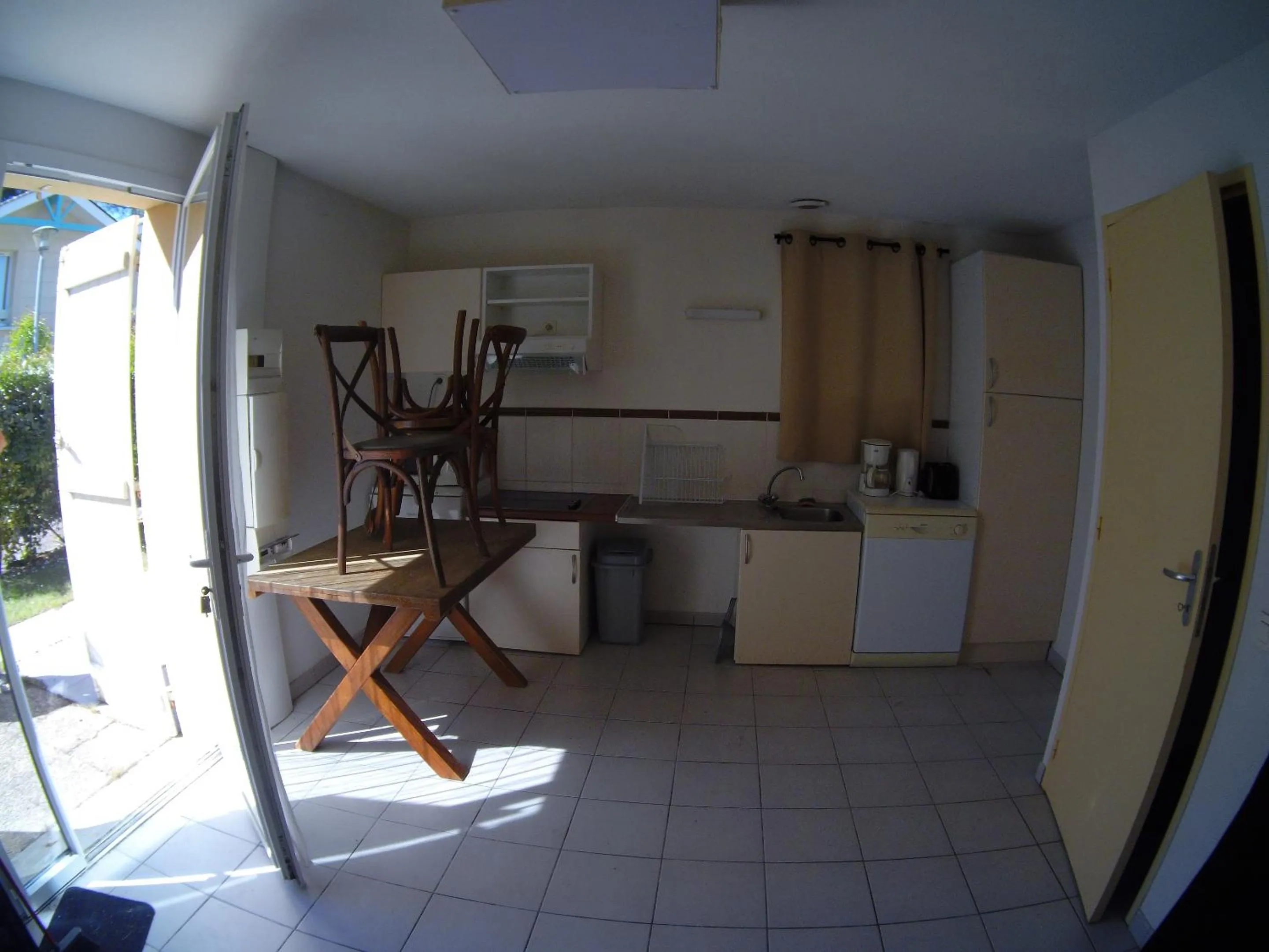 Dining area in La Pointe du Soleil