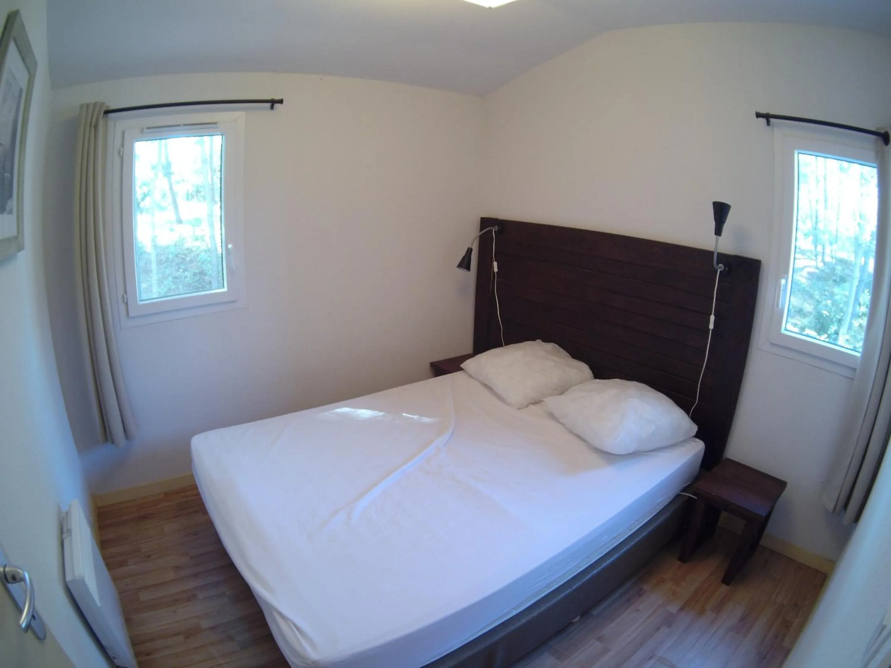 Bedroom, Bed in La Pointe du Soleil