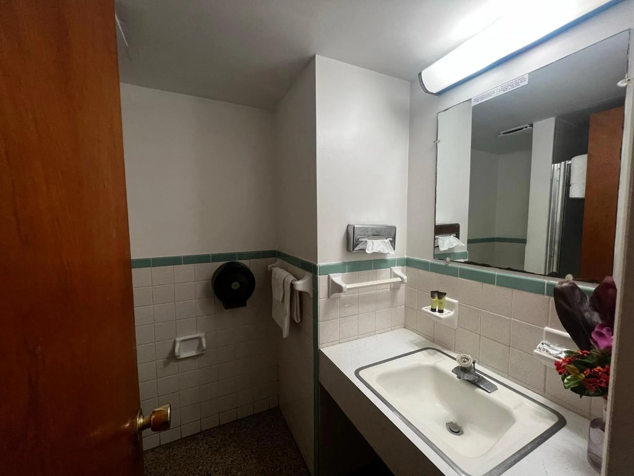 Bathroom in Nocturne Motel