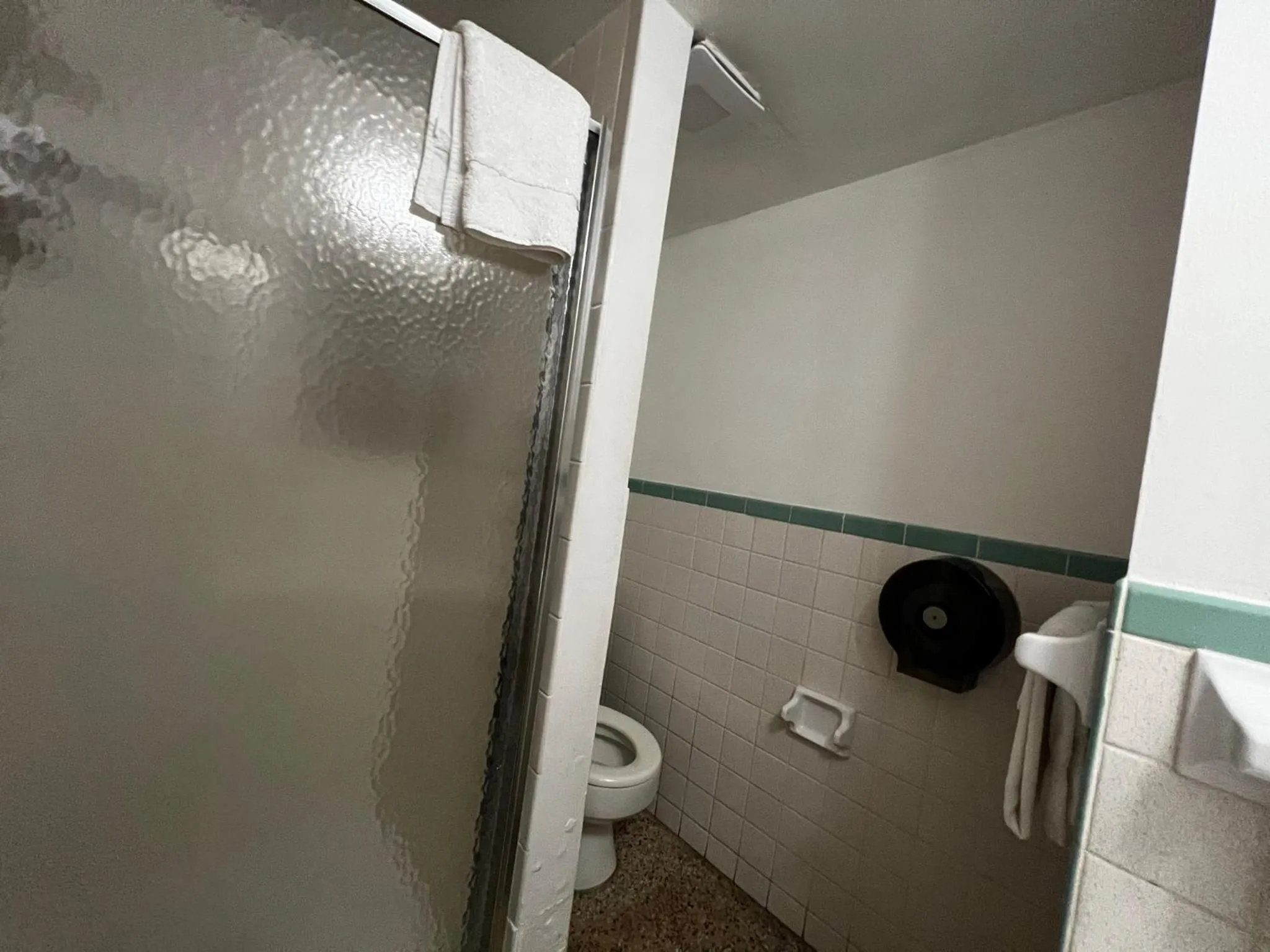 Toilet in Nocturne Motel