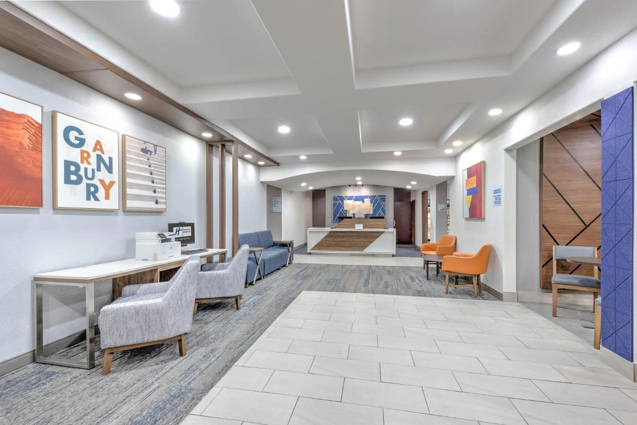 Property building in Holiday Inn Express and Suites Granbury by IHG