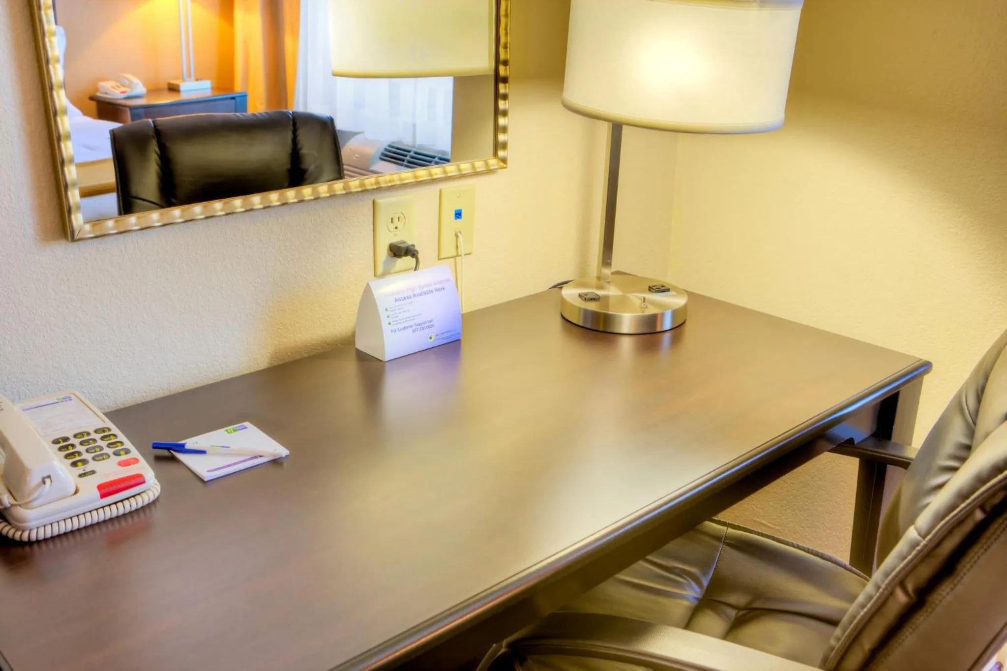 Photo of the whole room in Holiday Inn Express and Suites Granbury by IHG