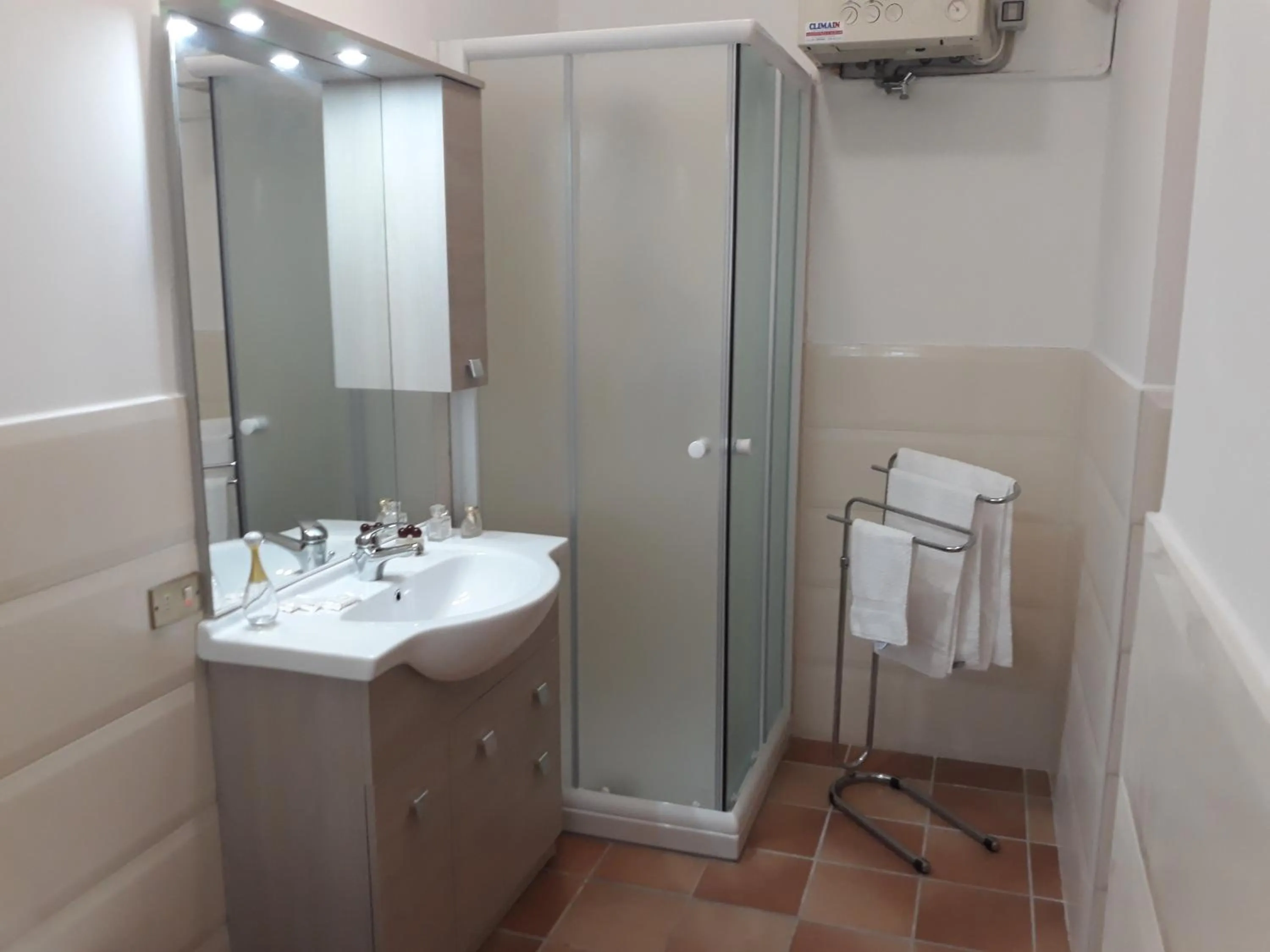 Shower in La Collina sul Mare