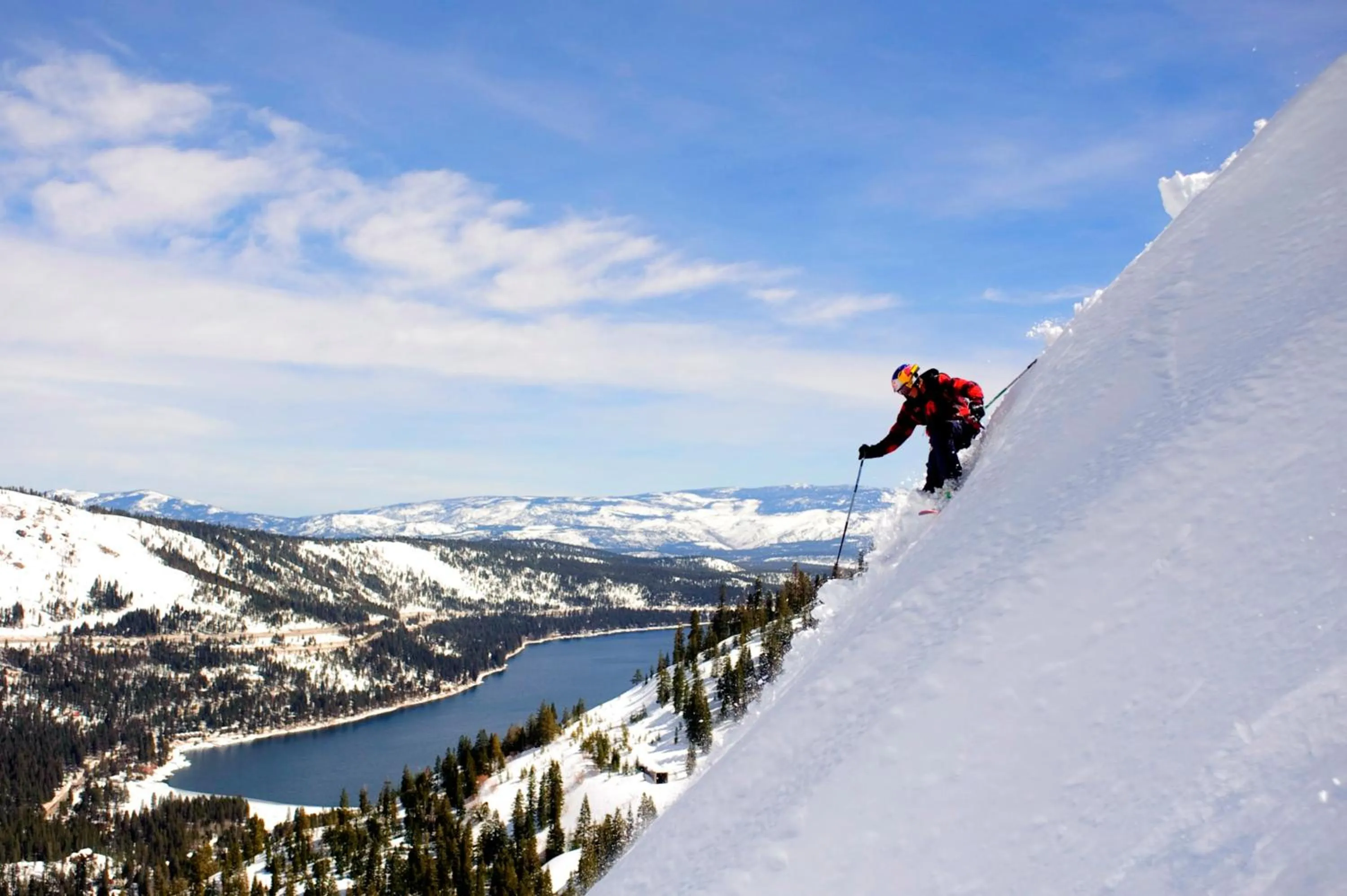 Skiing in Donner Lake Village