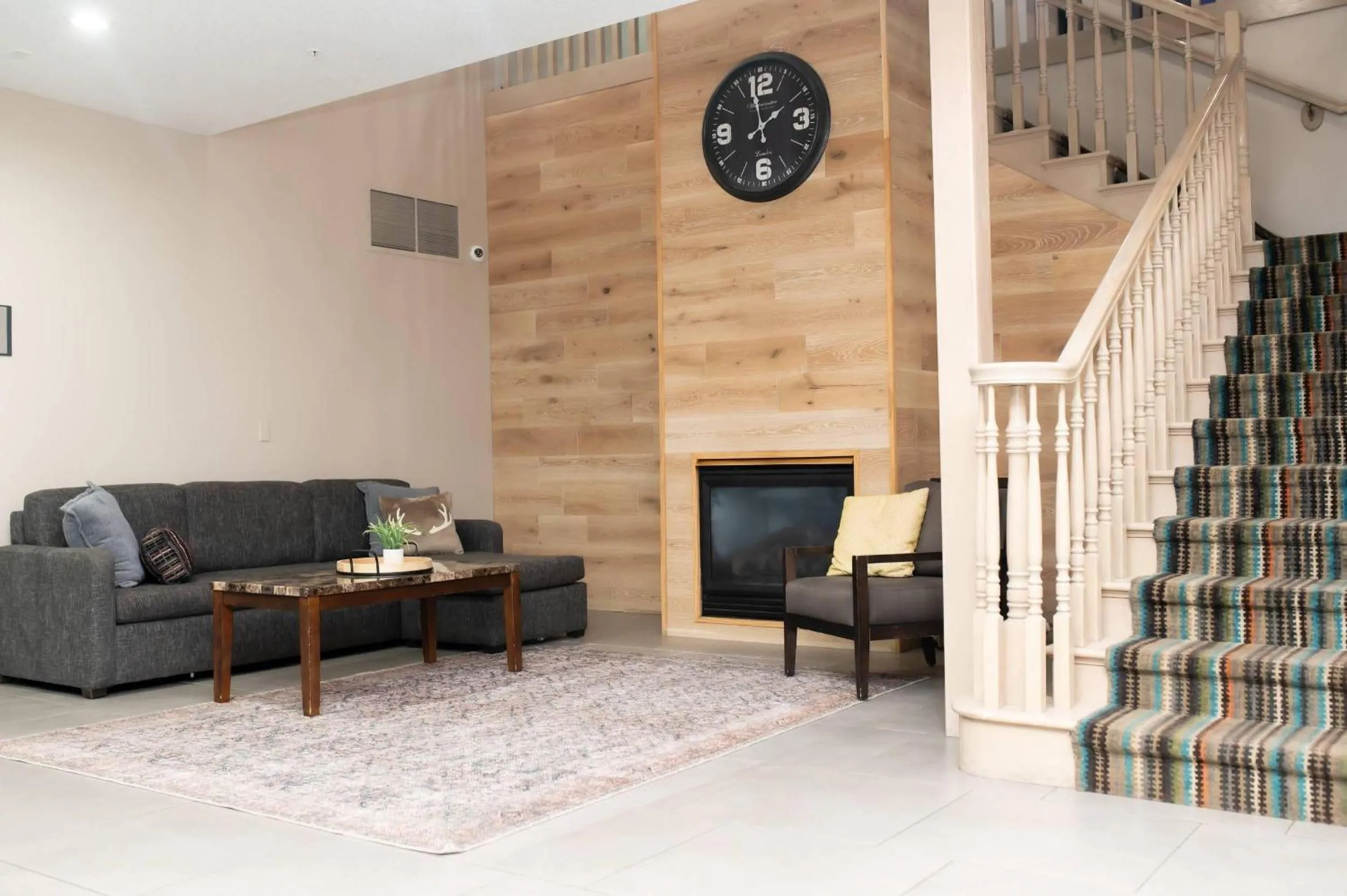 Lobby or reception in Country Inn & Suites by Radisson, Prairie du Chien