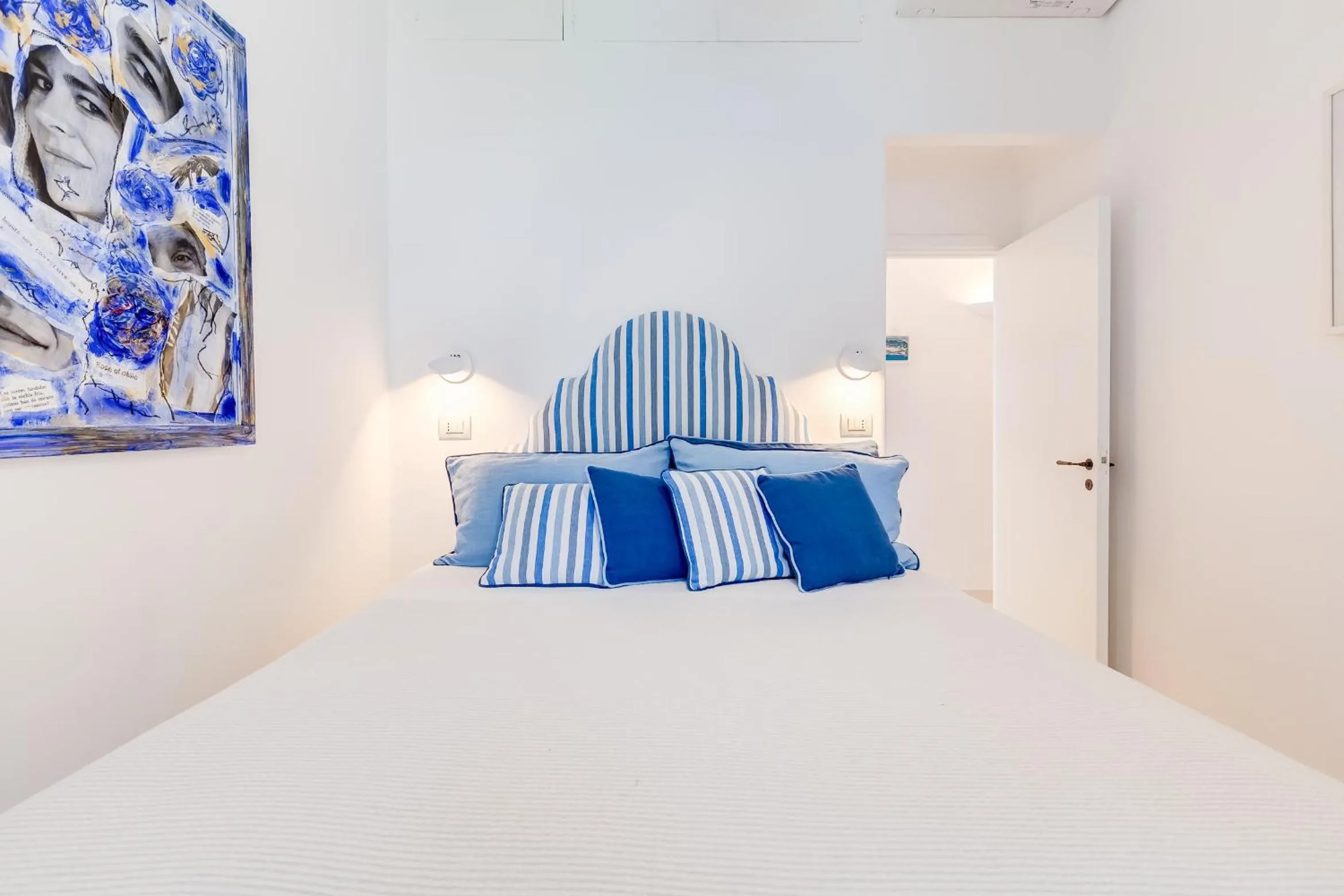 Photo of the whole room, Bed in Torre Silja