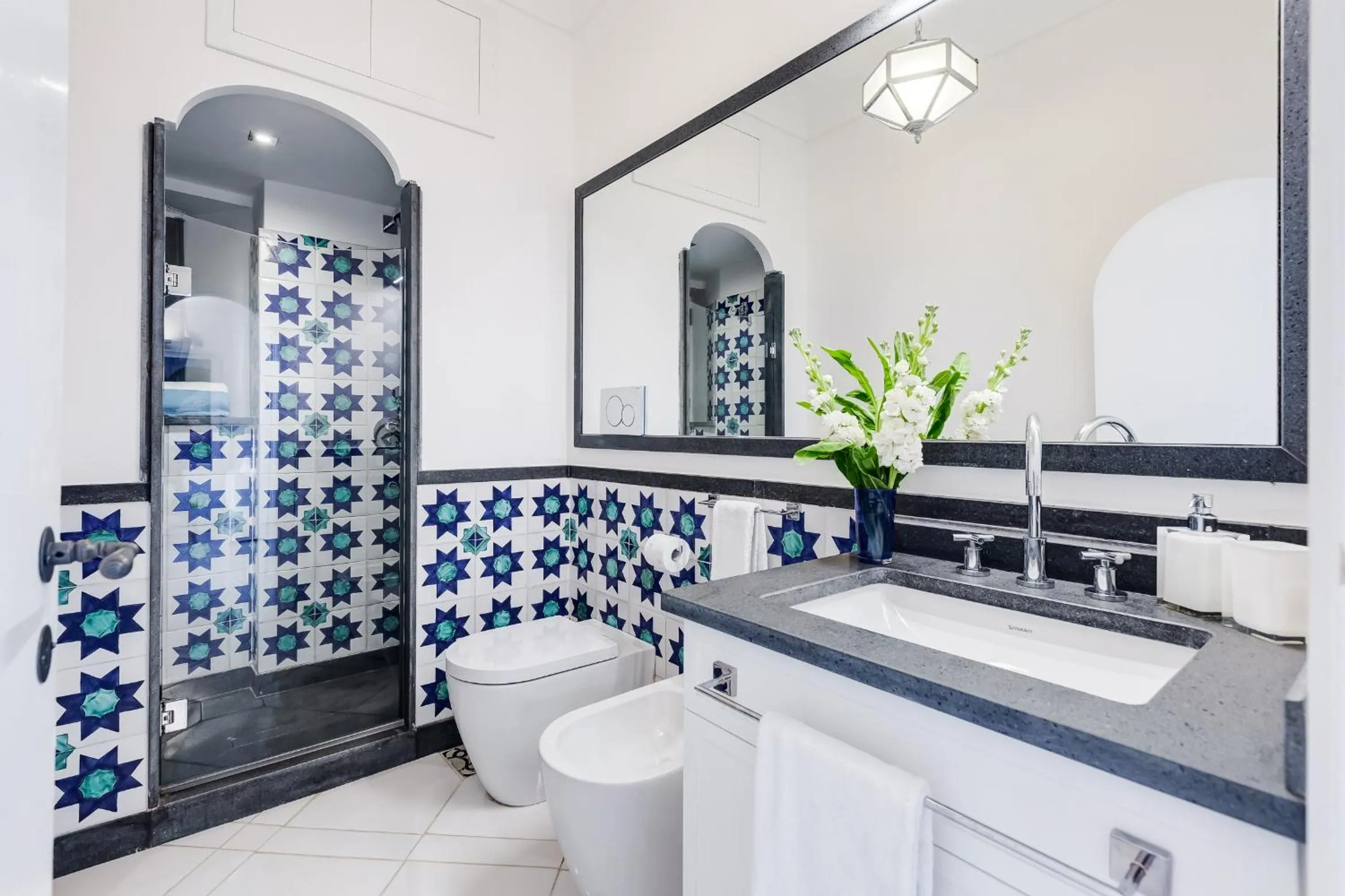 Bathroom in Torre Silja