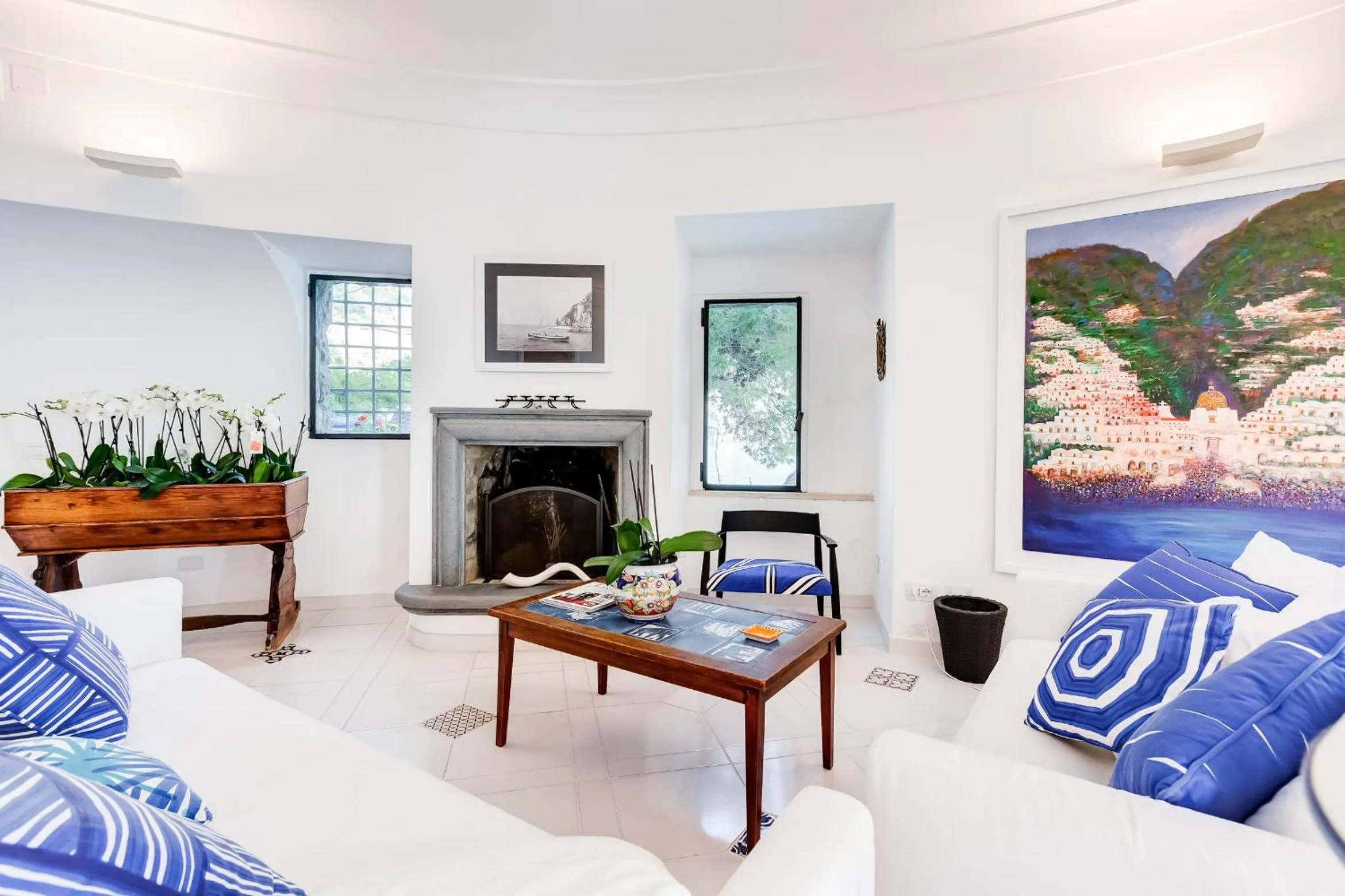 Seating area in Torre Silja