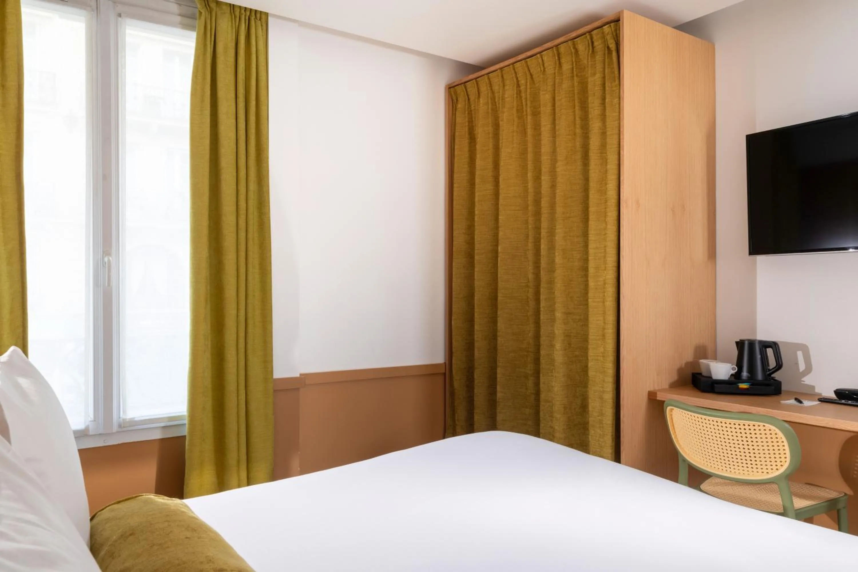 Bed in Hôtel WYLD Saint Germain