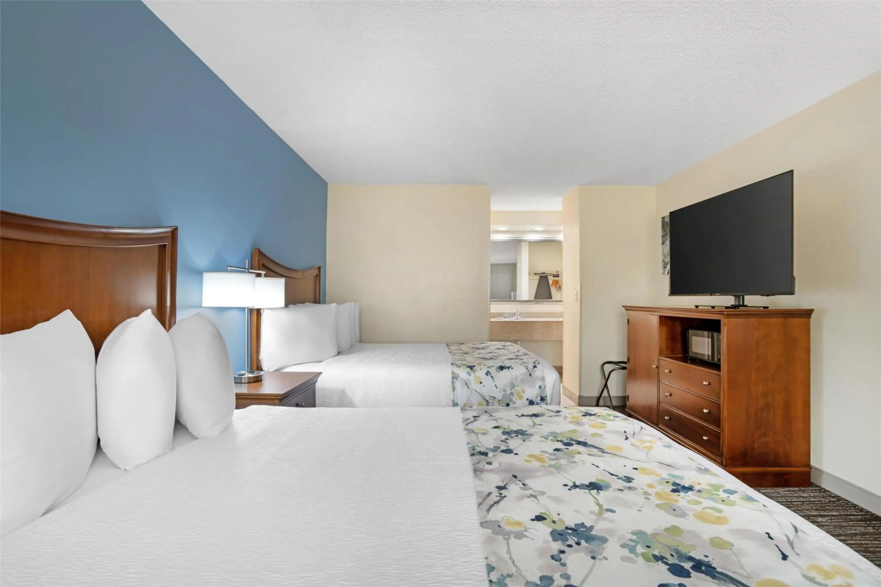 Bedroom, Bed in Best Western Inn & Suites Monroe