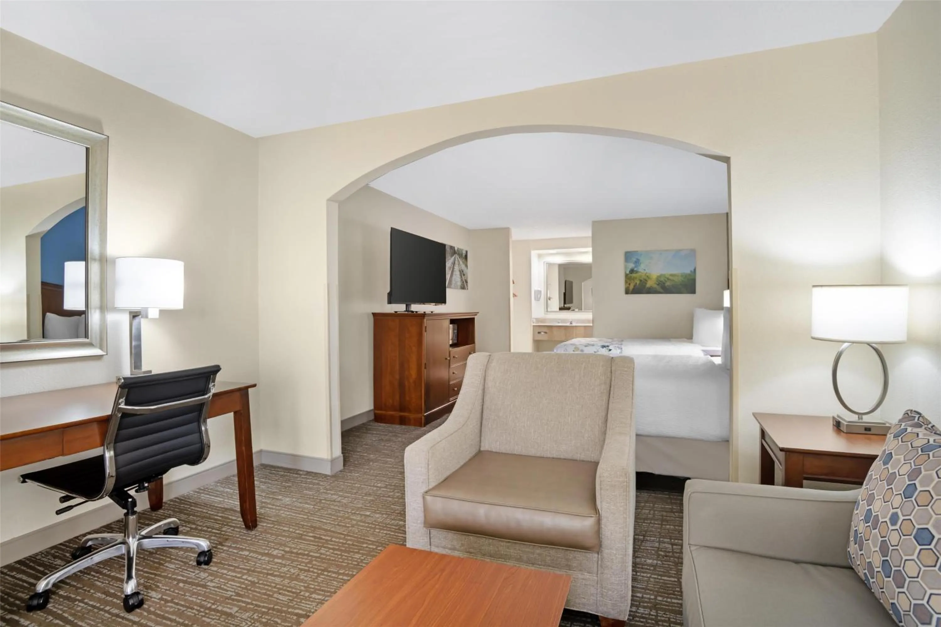 Bedroom, Bed in Best Western Inn & Suites Monroe