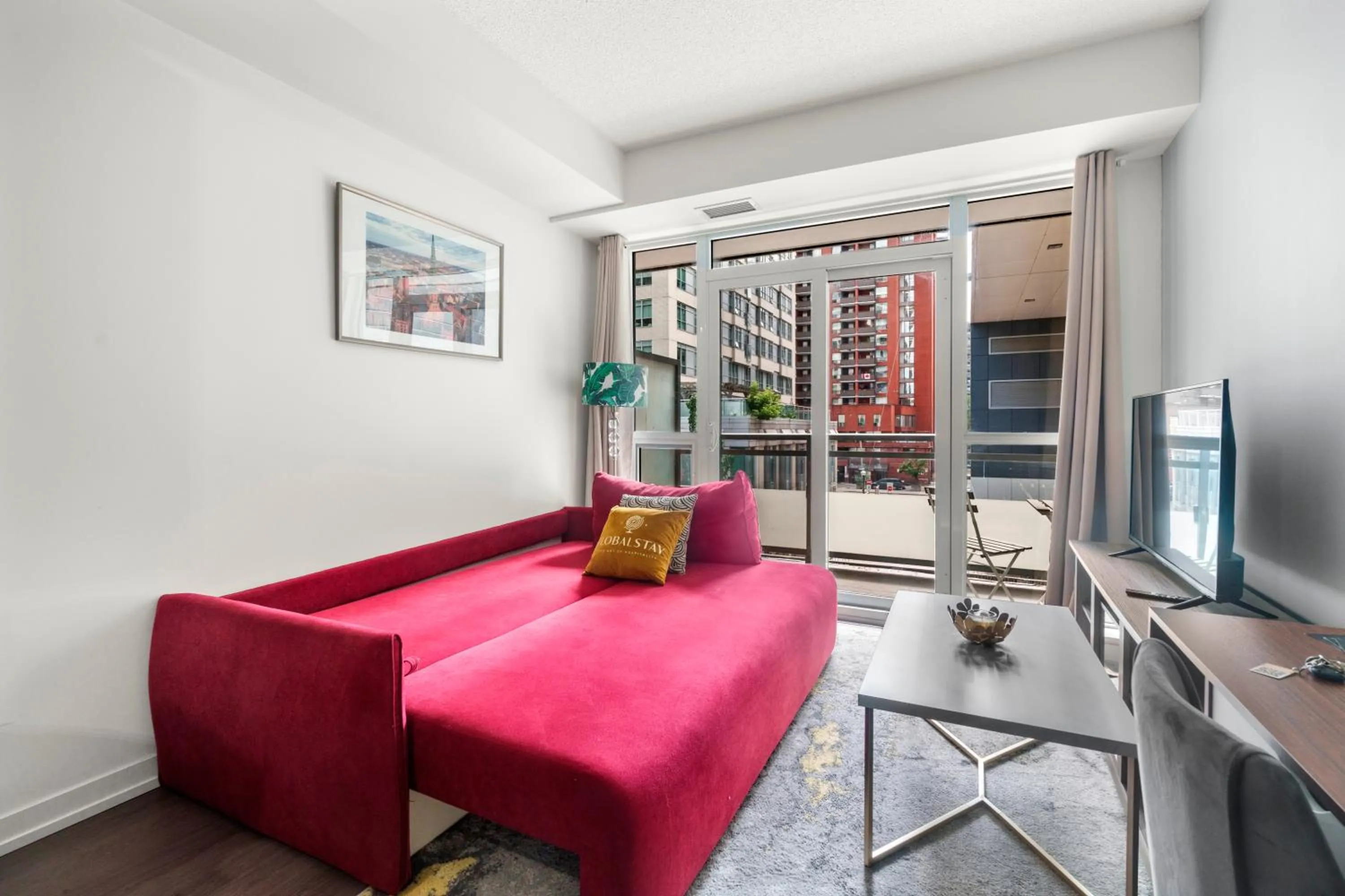 TV and multimedia in Modern Lillian St Apartments by GLOBALSTAY