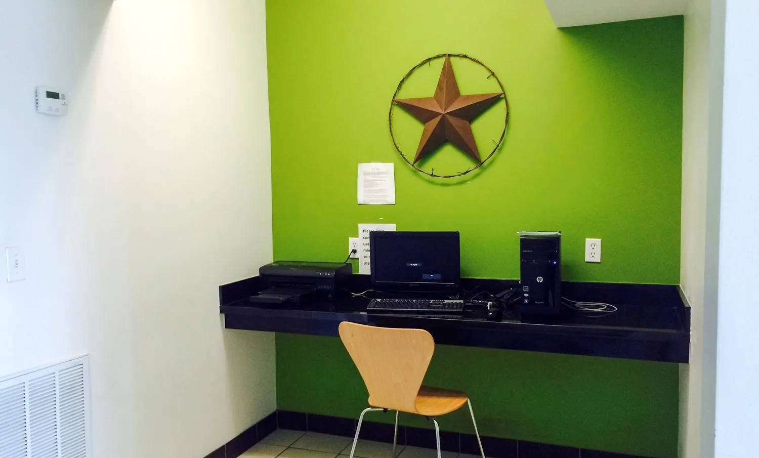 Business facilities in Studio 6-Orange, TX