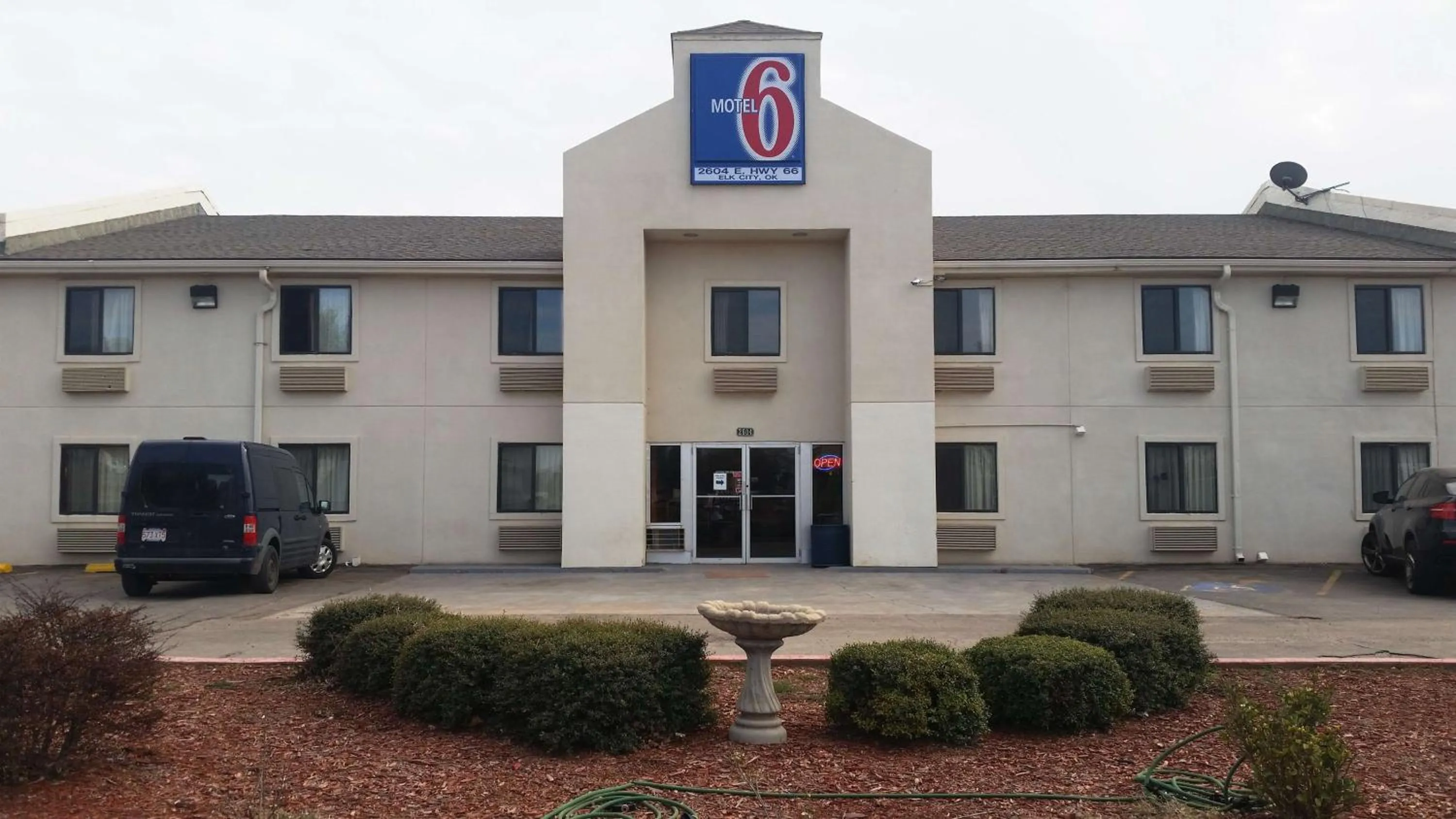 Property building in Motel 6 Elk City, Ok