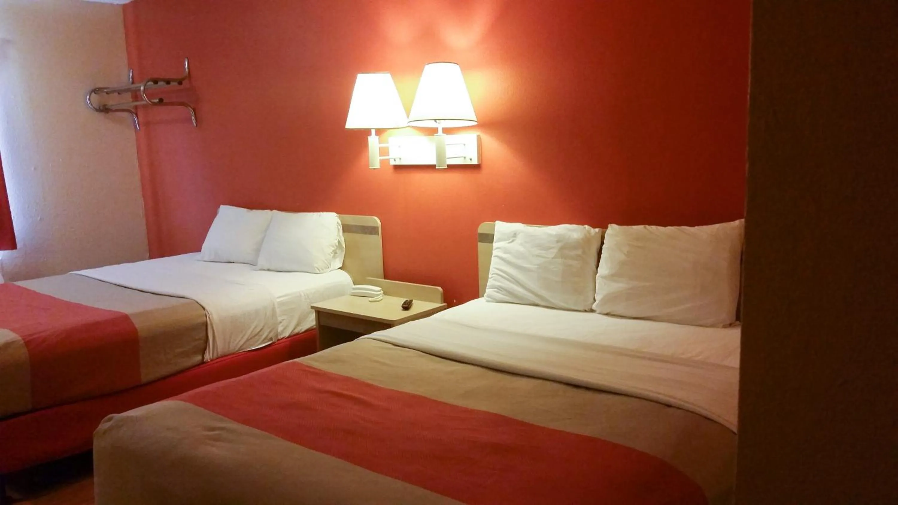 Bedroom, Bed in Motel 6 Elk City, Ok